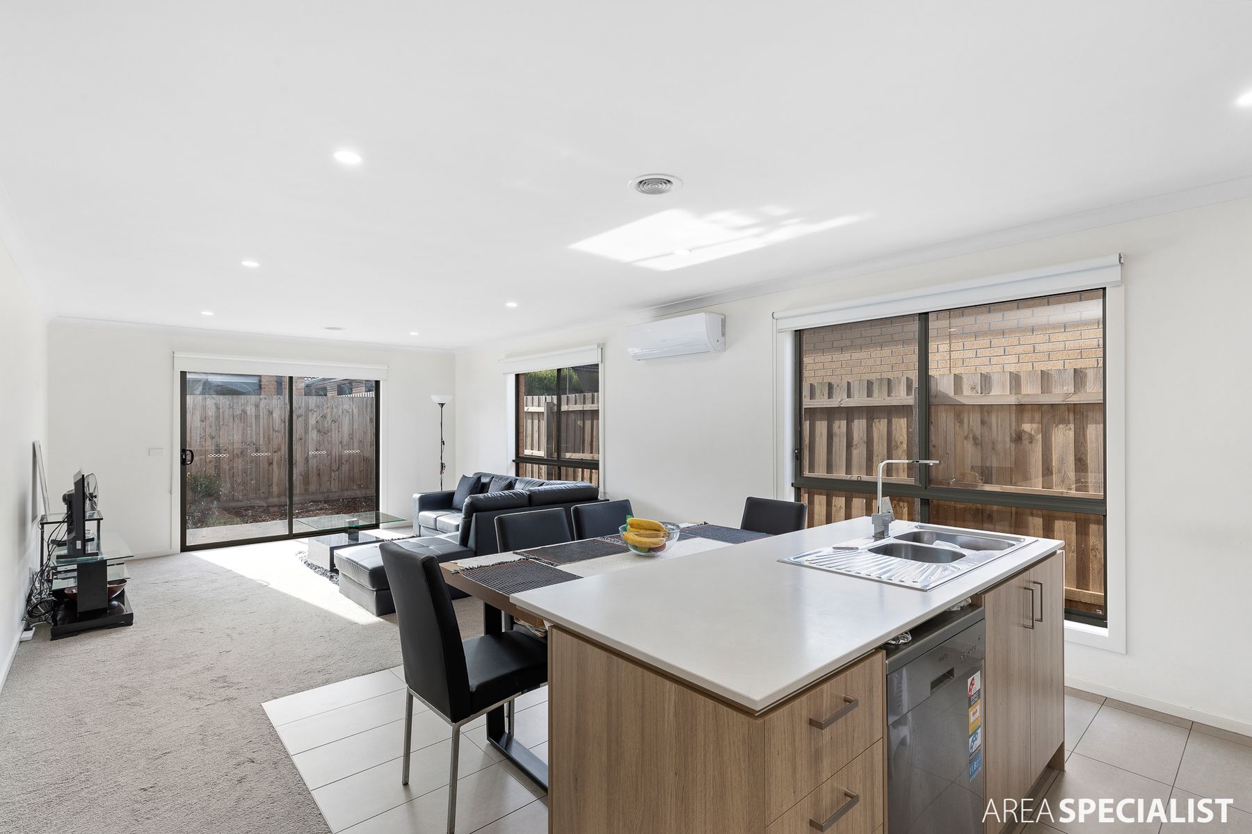 3 Rinella Way, Werribee, VIC 3030, Werribee - Thumbnail 6