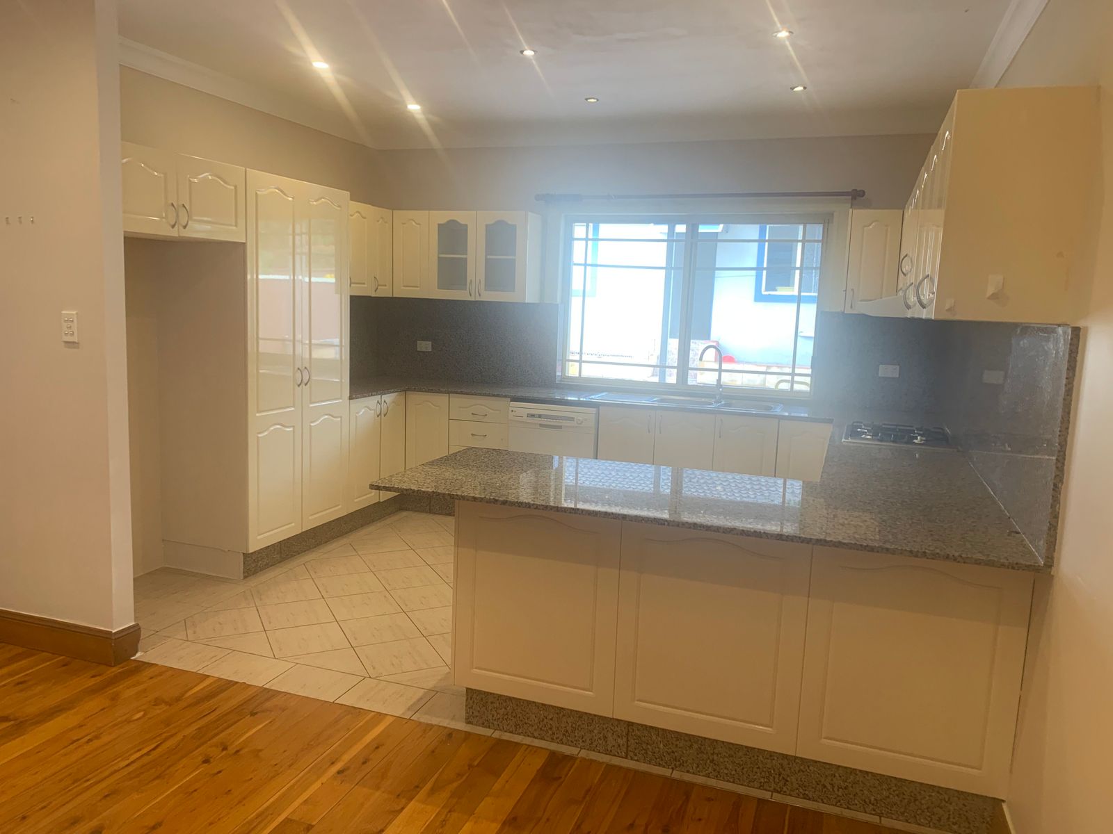 14 Langtry Avenue, Auburn, NSW 2144, Auburn - Thumbnail 3