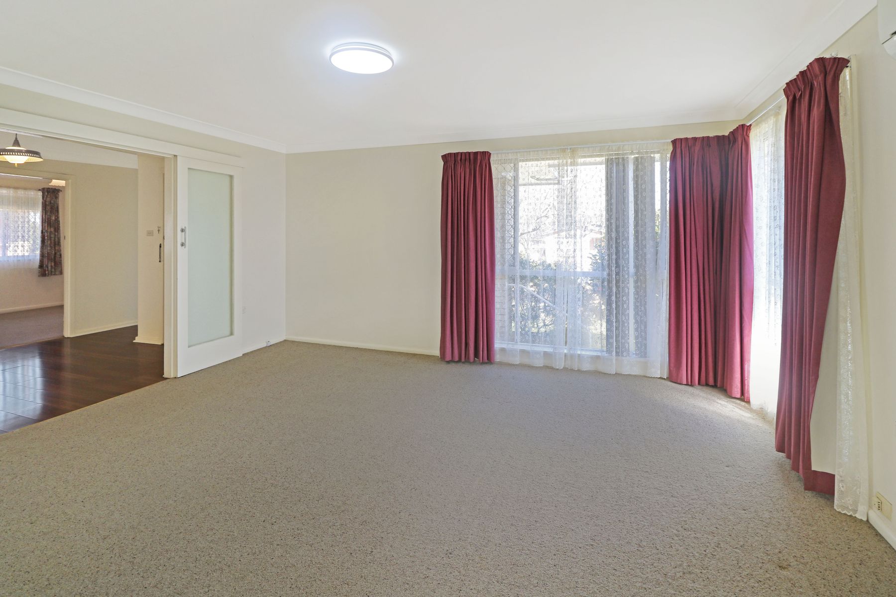 10 Lindsay Avenue, Glen Innes NSW 2370, Glen Innes - Thumbnail 4