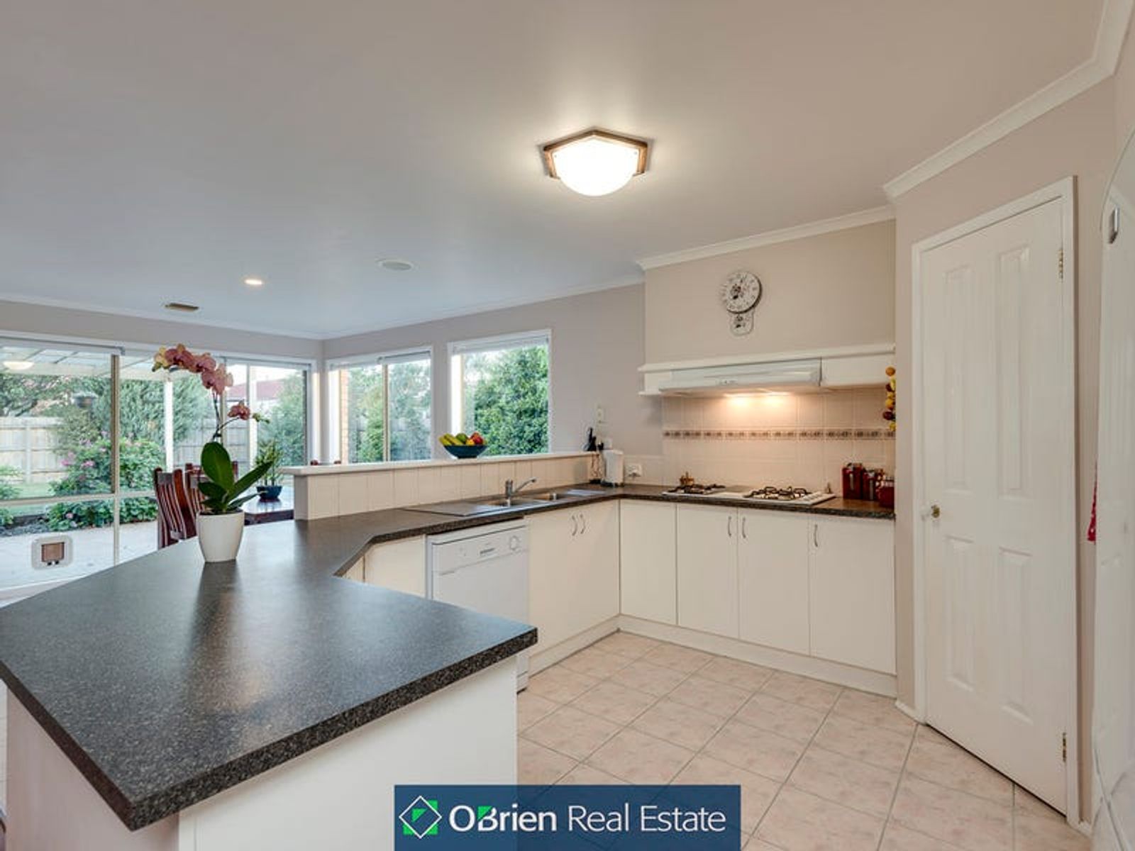 13 Cromford Crescent, Narre Warren South, VIC 3805, Narre Warren South - Thumbnail 3
