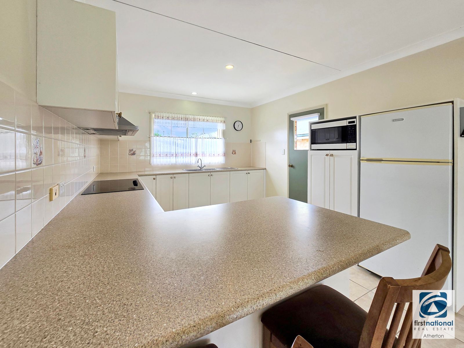 10 Carnation Street, Atherton QLD 4883, Atherton - Thumbnail 7