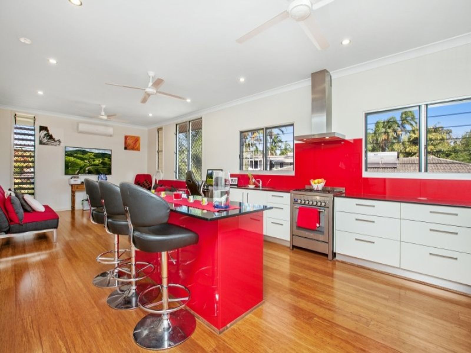 7 Milkwood  Circuit, Karama NT 0812, Karama - Thumbnail 2