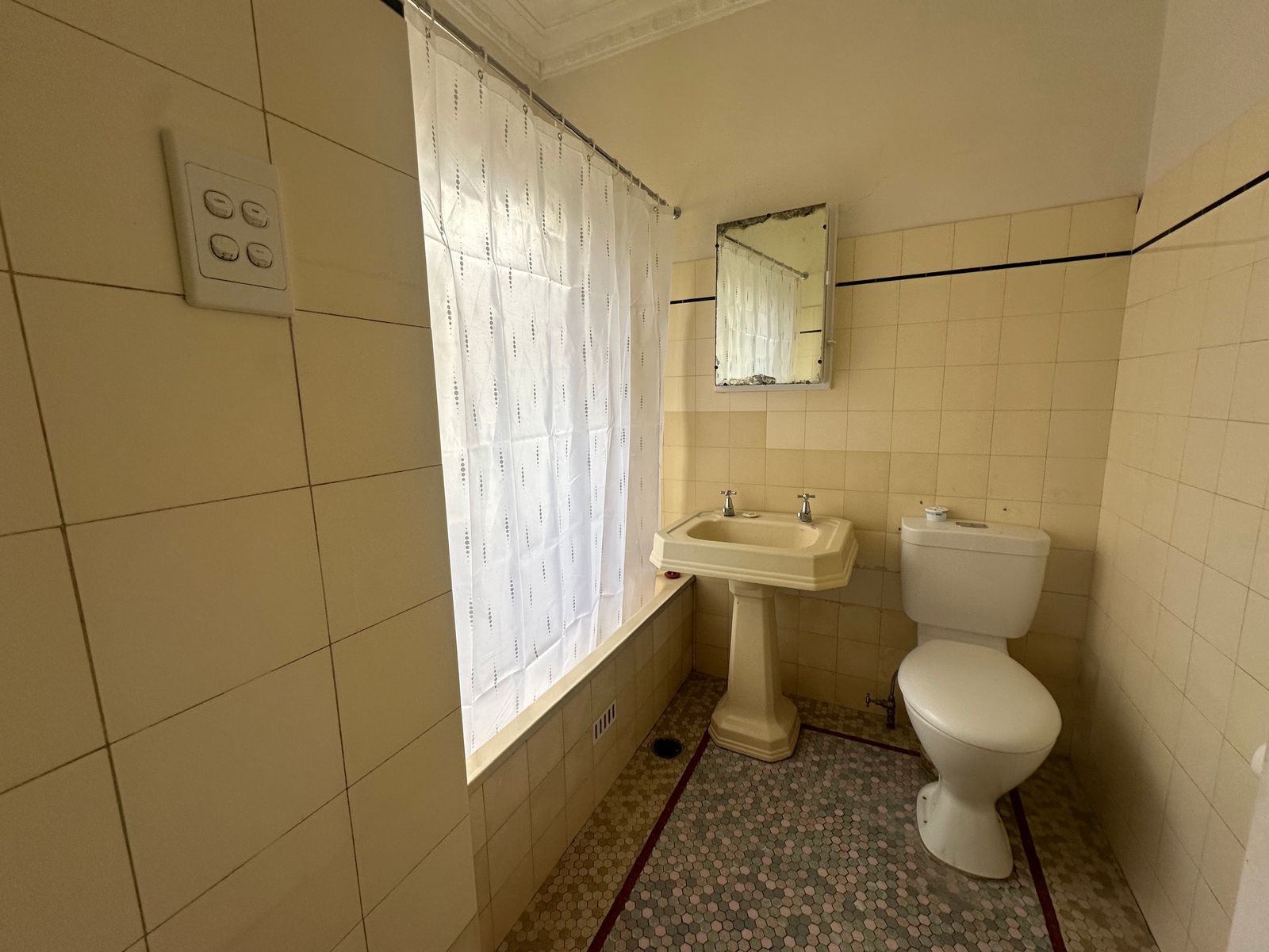 4/355 Grey Street, Glen Innes NSW 2370, Glen Innes - Thumbnail 4