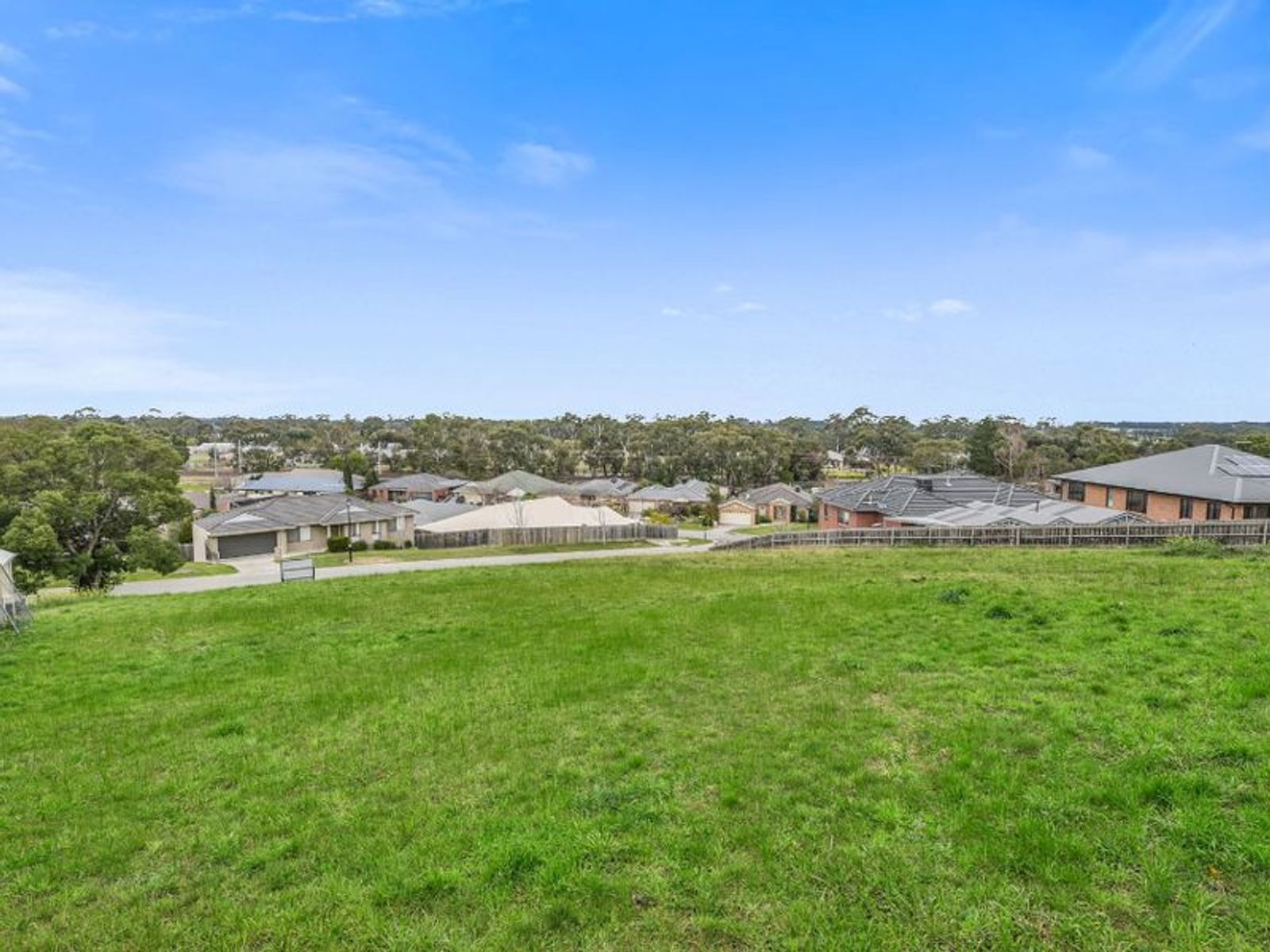 38B 38B Portchester Boulevard, Beaconsfield, VIC 3807, Beaconsfield - Thumbnail 3