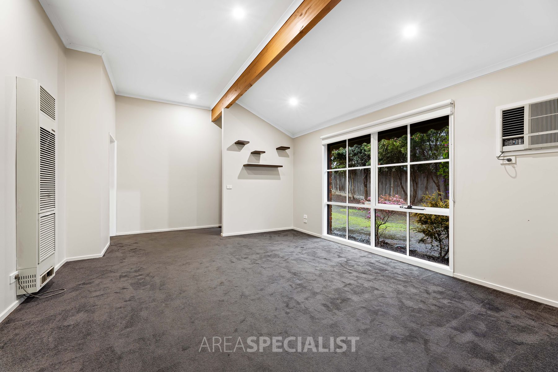 39 Willow Drive, Hampton Park, VIC 3976, Hampton Park - Thumbnail 4