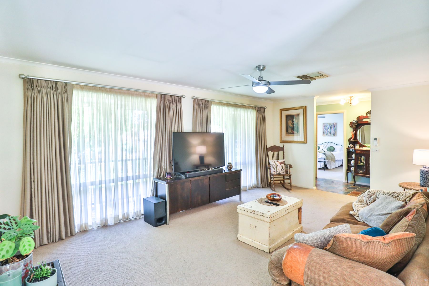 10 Patricia Drive, Mildura - Thumbnail 4