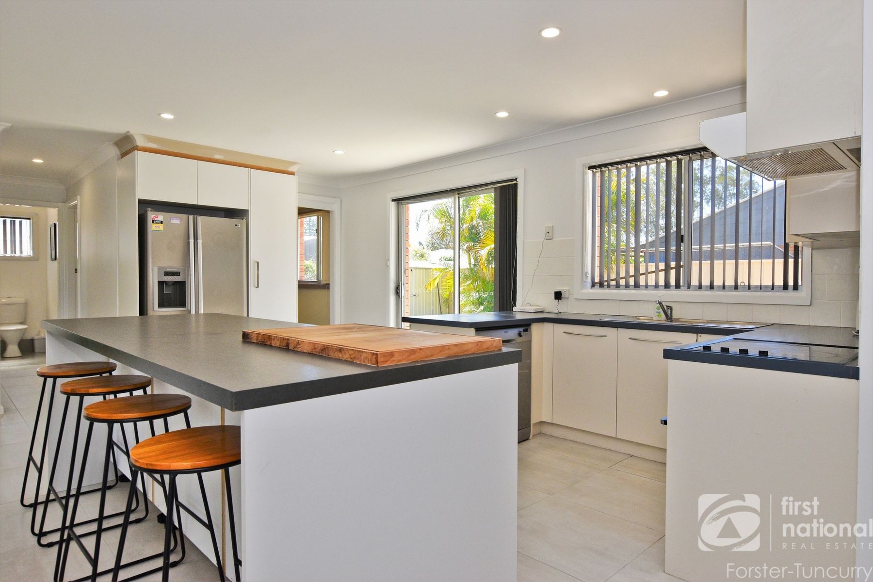2 Hibiscus Place, Tuncurry NSW 2428, Tuncurry - Thumbnail 4