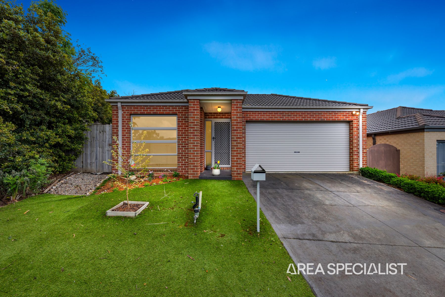 18 Green Orchid Circuit, Pakenham, VIC 3810, Pakenham - Thumbnail 2