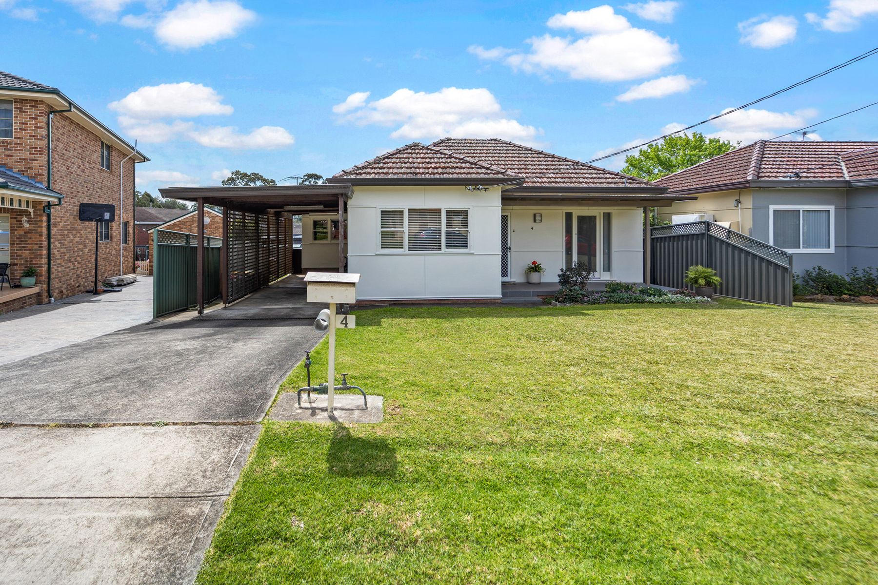 4 Leah Avenue, Picnic Point NSW 2213, Picnic Point - Image 1