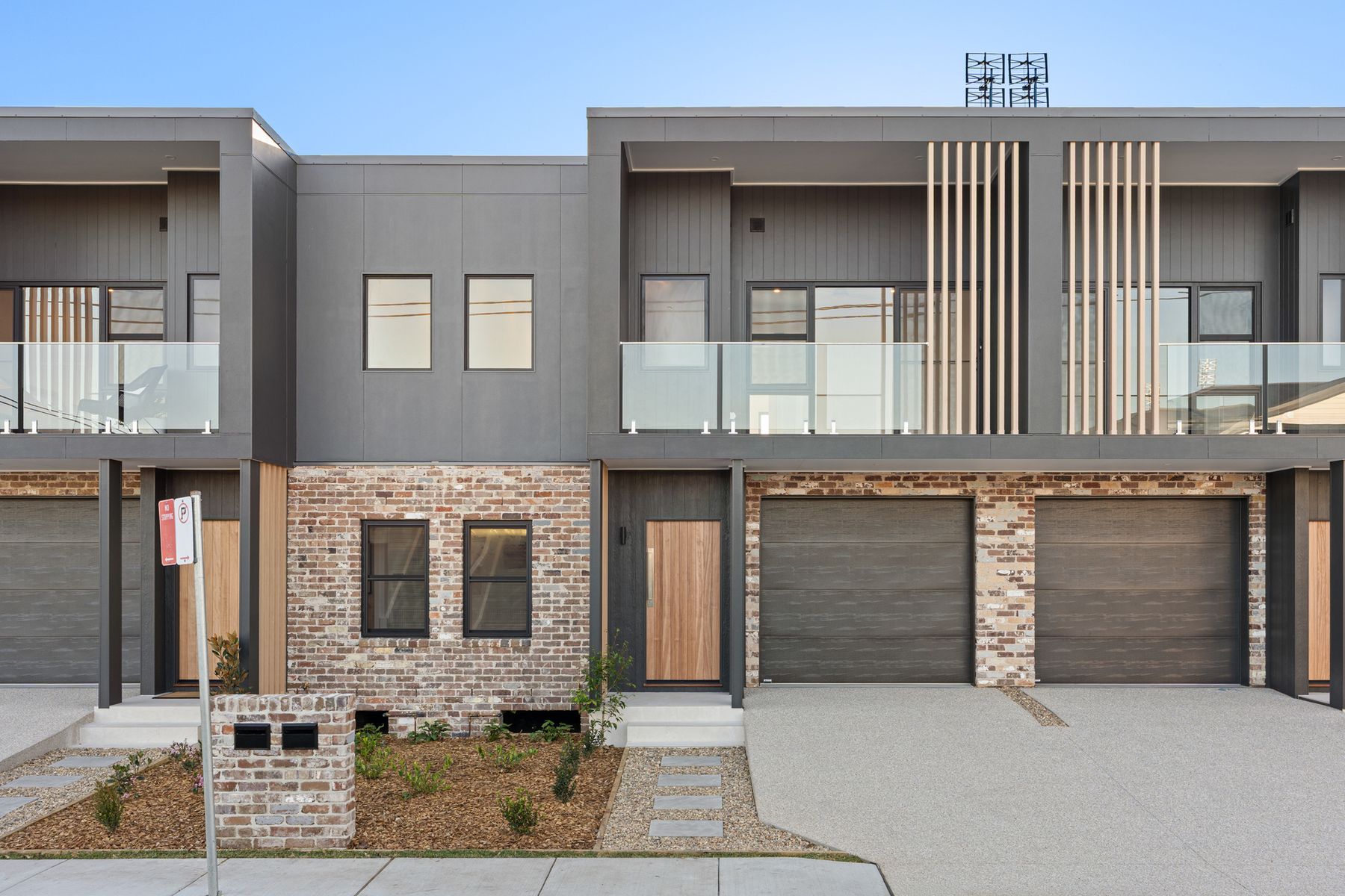 2/19A Rawson Street, Mayfield - Image 1