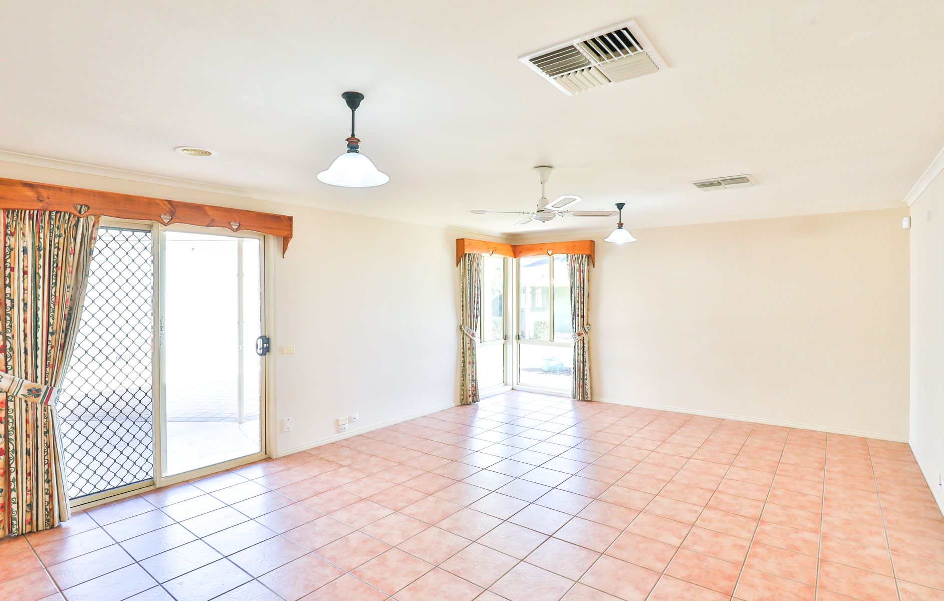 16 Plane Tree Drive, Mildura - Thumbnail 5