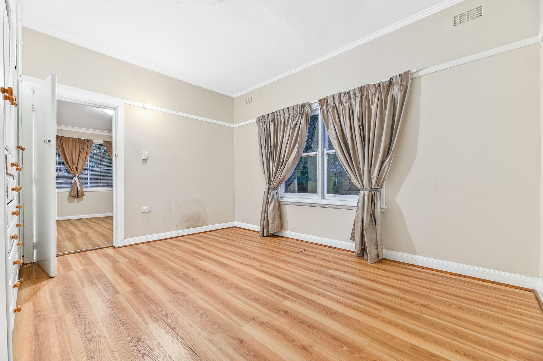 27 Bowmore Road, Noble Park, VIC 3174, Noble Park - Thumbnail 6