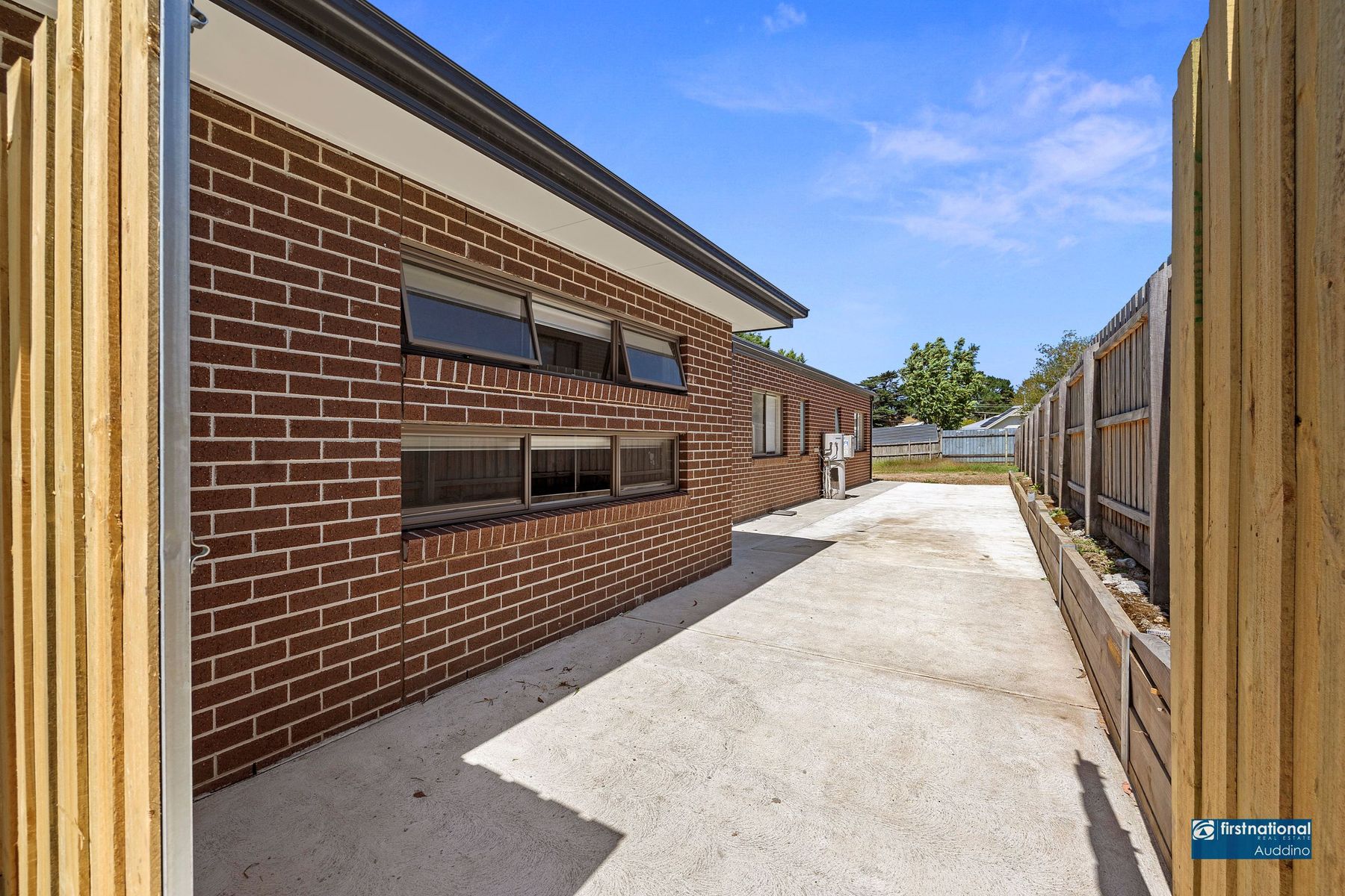 31 Riflebutts Road, Korumburra VIC 3950, Korumburra - Thumbnail 2