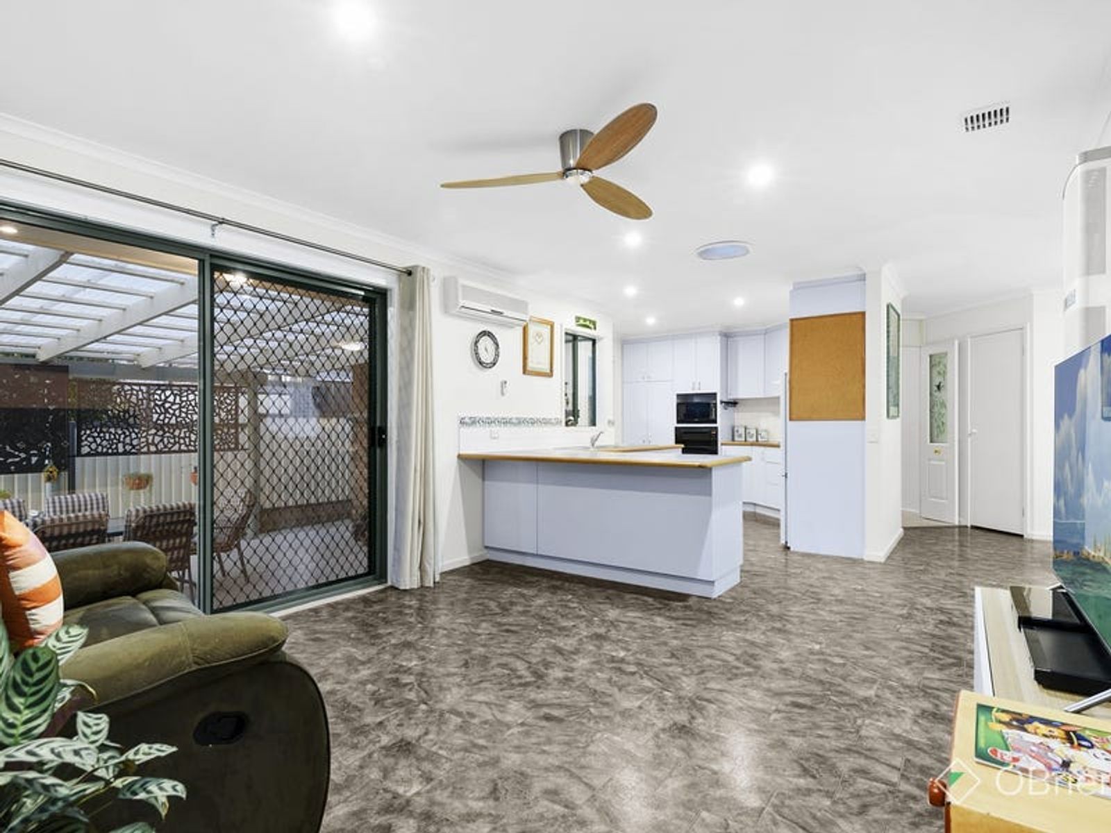 14 Pinto Close, Endeavour Hills, VIC 3802, Endeavour Hills - Thumbnail 4
