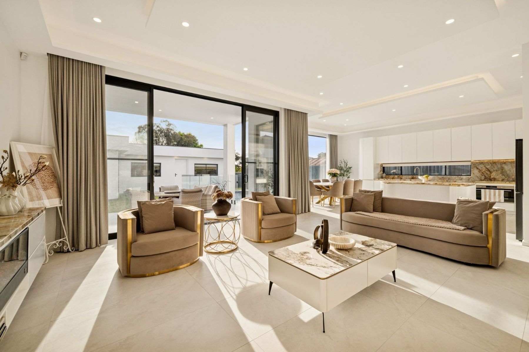 2 Robertson Road, Chester Hill NSW 2162, Chester Hill - Thumbnail 4