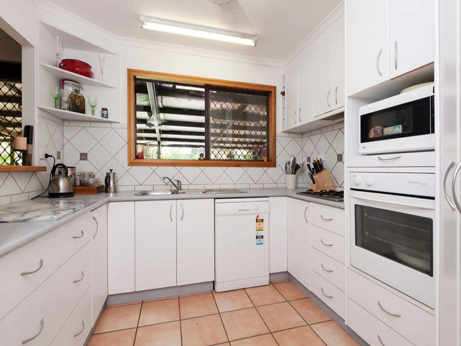 61 Rosewood Crescent, Leanyer NT 0812, Leanyer - Thumbnail 3