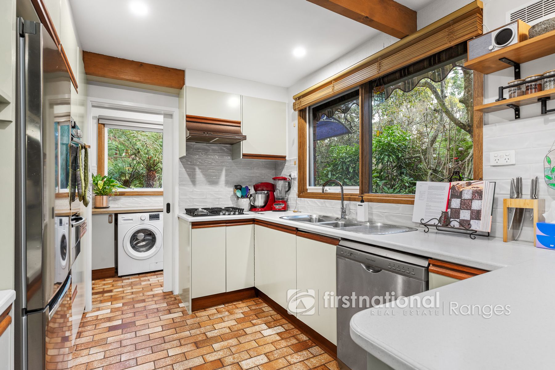 22 Symons Road, Avonsleigh VIC 3782, Avonsleigh - Thumbnail 6