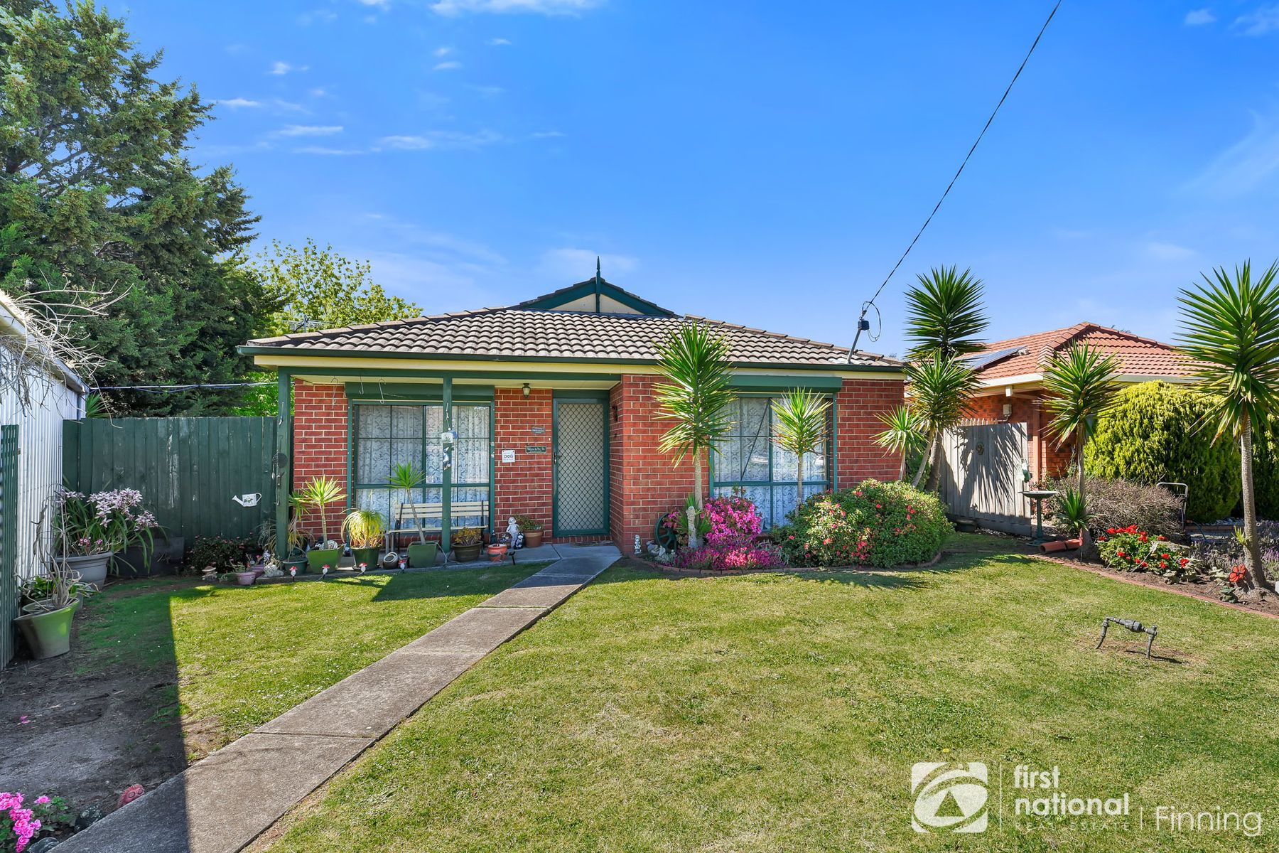 5 Murtoa Place, Cranbourne West VIC 3977, Cranbourne West - Thumbnail 2