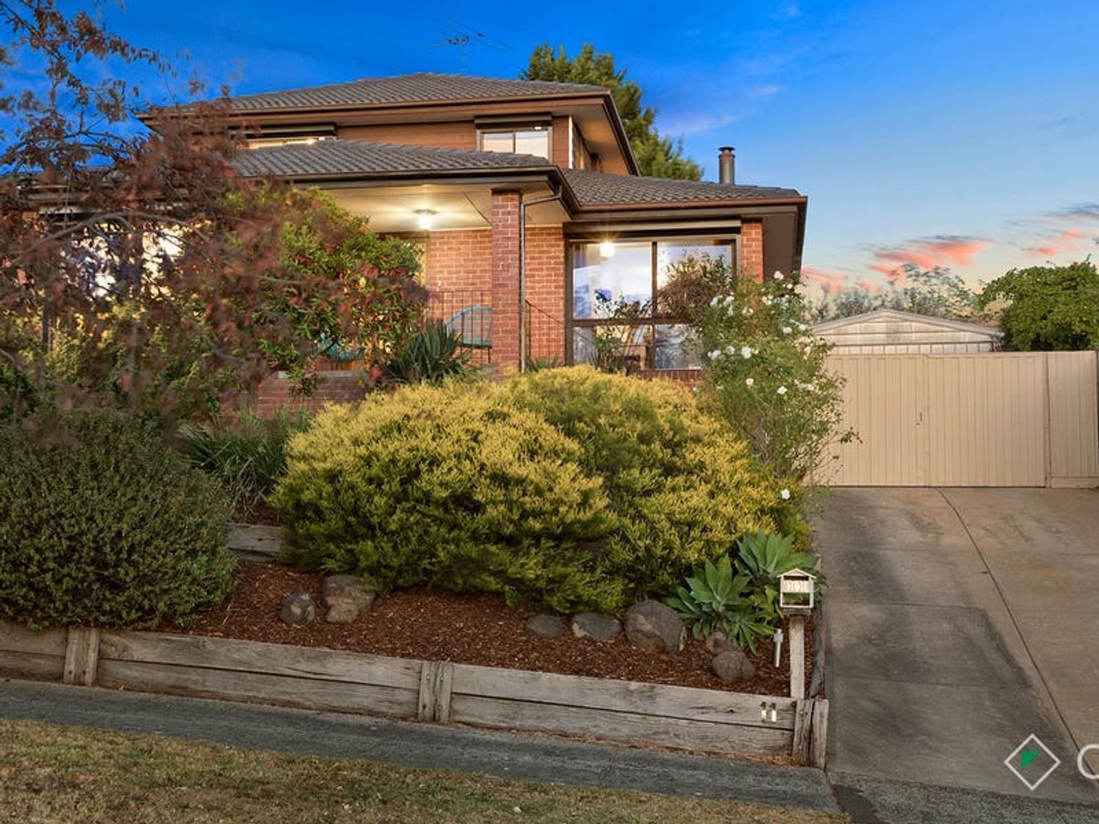 11 Braemar Court, Endeavour Hills, VIC 3802, Endeavour Hills - Thumbnail 2