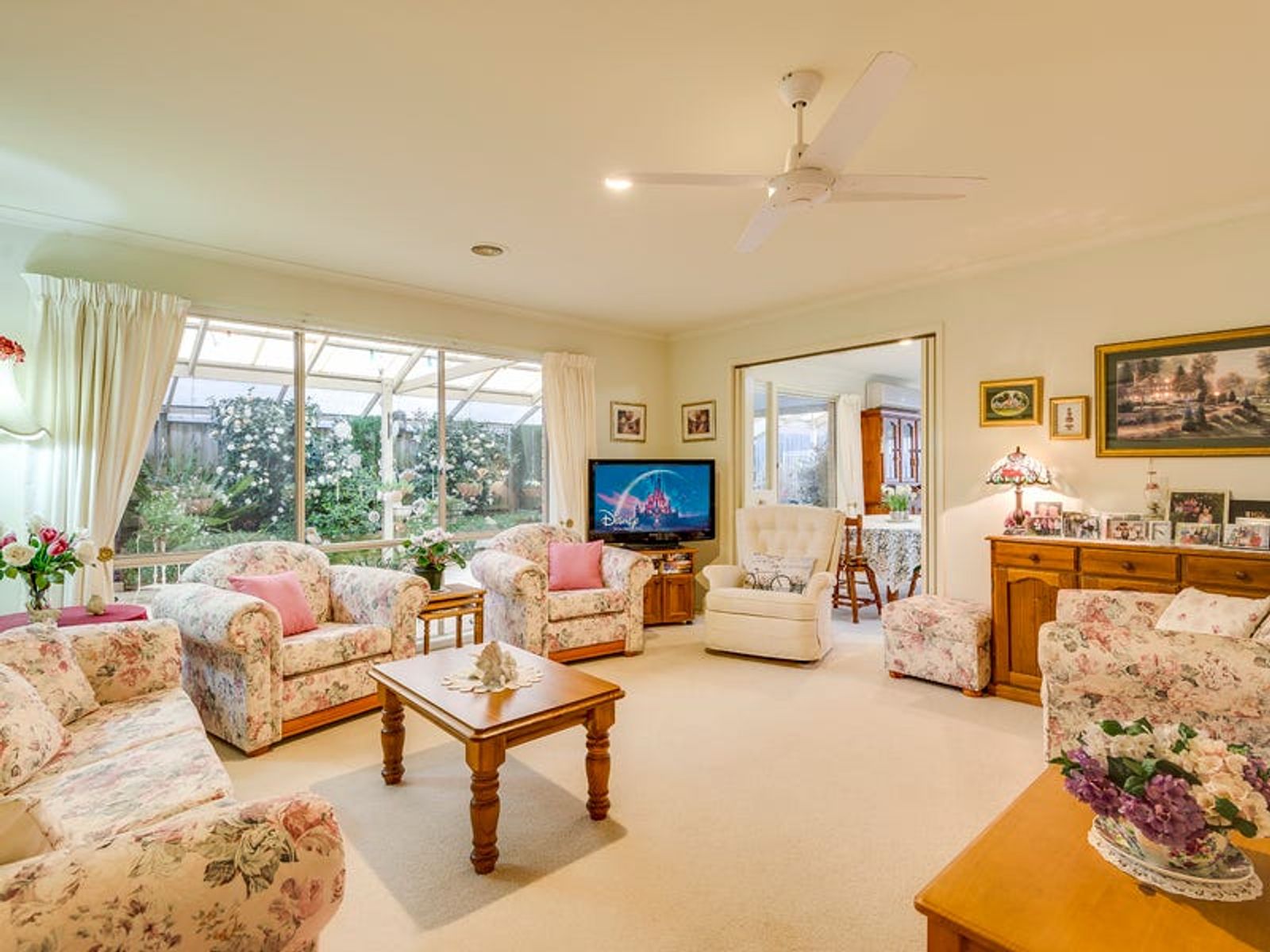 57 Streeton Way, Berwick, VIC 3806, Berwick - Thumbnail 3