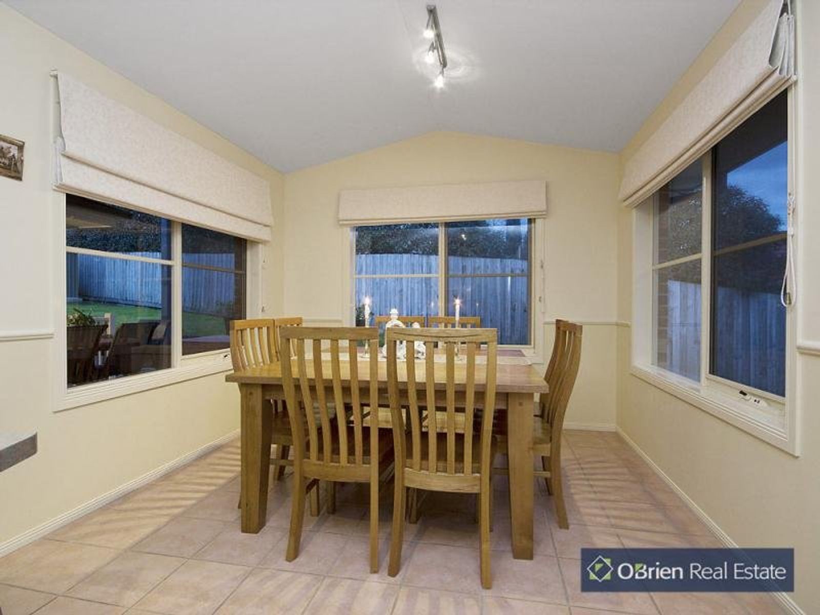 14 Pallidus Way, Narre Warren, VIC 3805, Narre Warren - Thumbnail 3