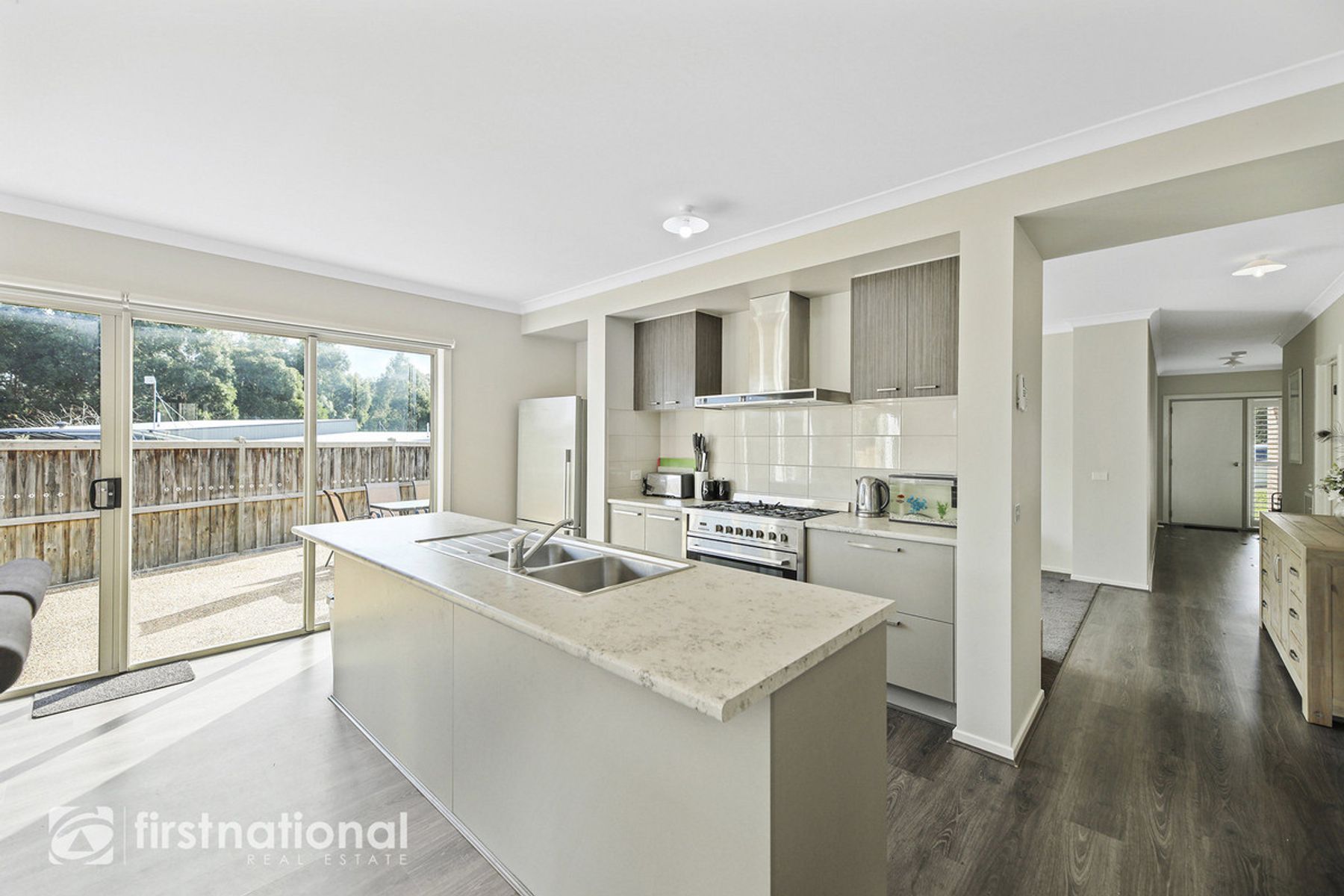 4 Fieldstone Avenue, Warragul, VIC 3820, Warragul - Thumbnail 5