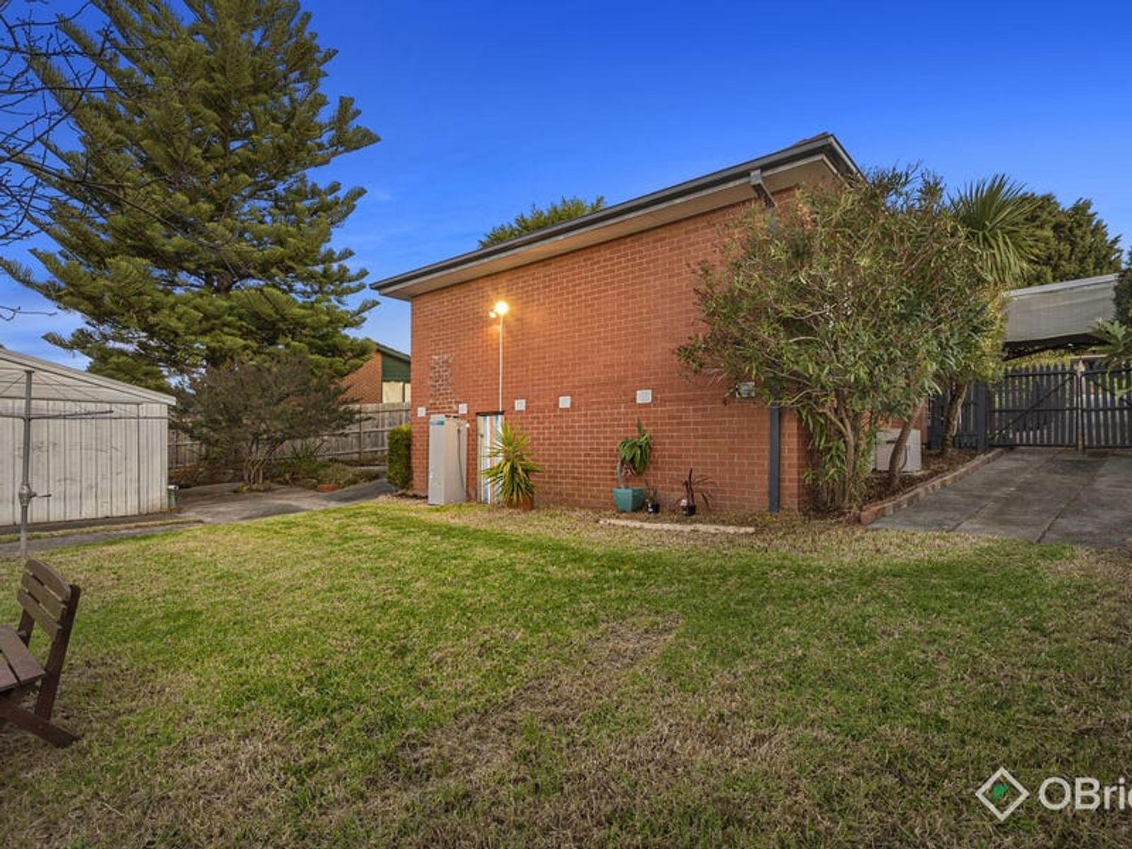 8 Heatherdew Close, Endeavour Hills, VIC 3802, Endeavour Hills - Thumbnail 8