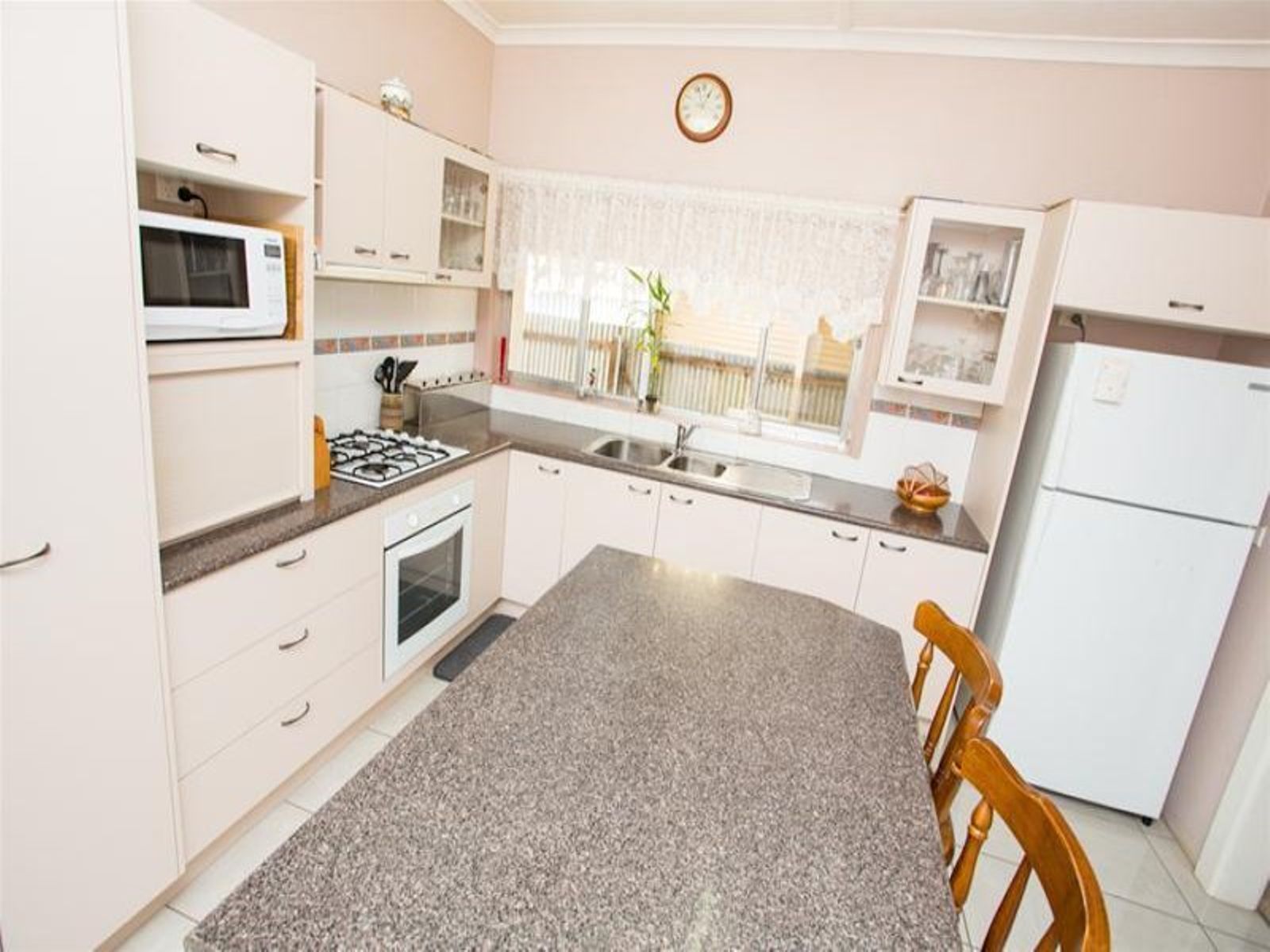 4 Victoria Court, Mildura - Thumbnail 3