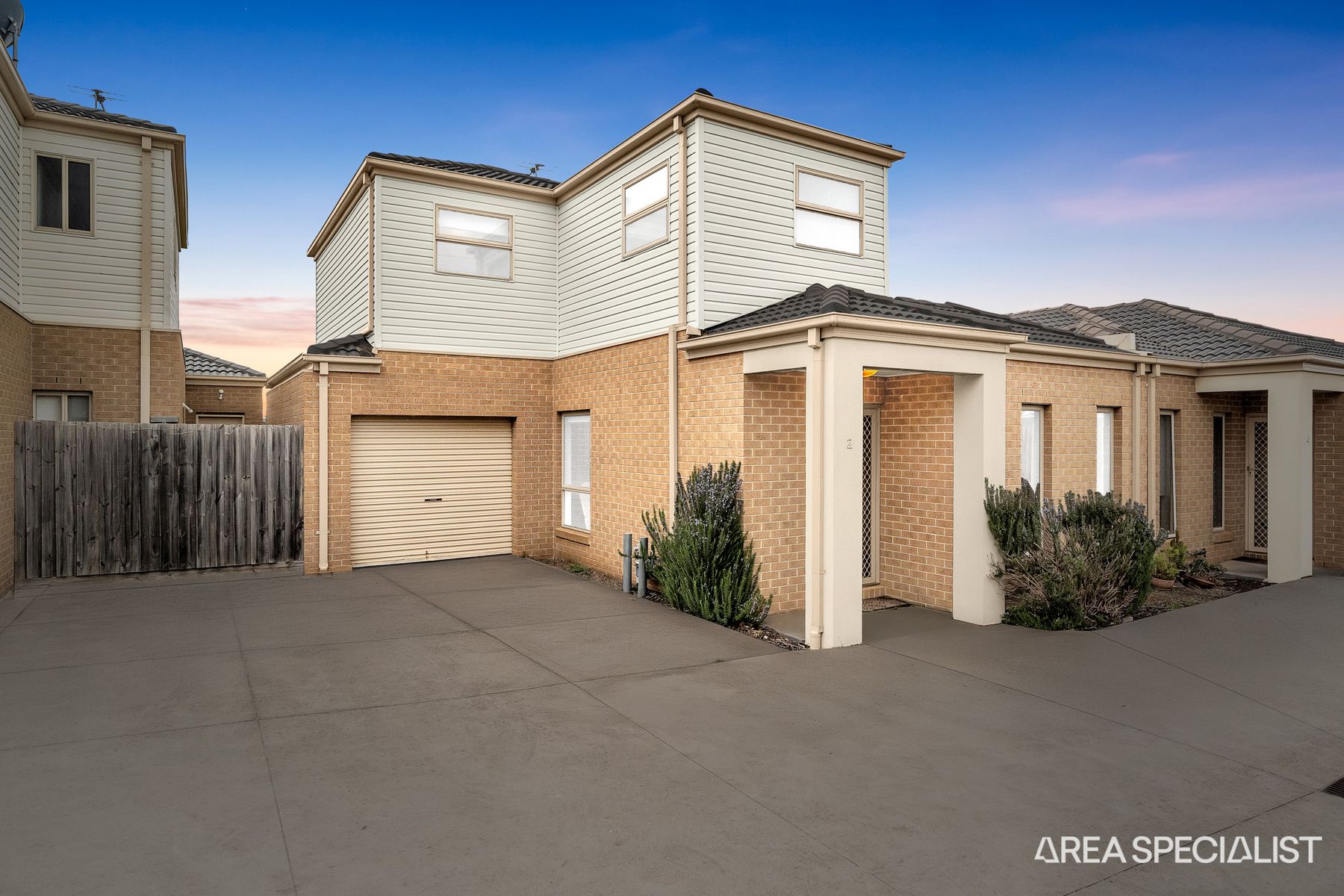 2/5 Reidy Rise, Harkness, VIC 3337, Harkness - Thumbnail 2