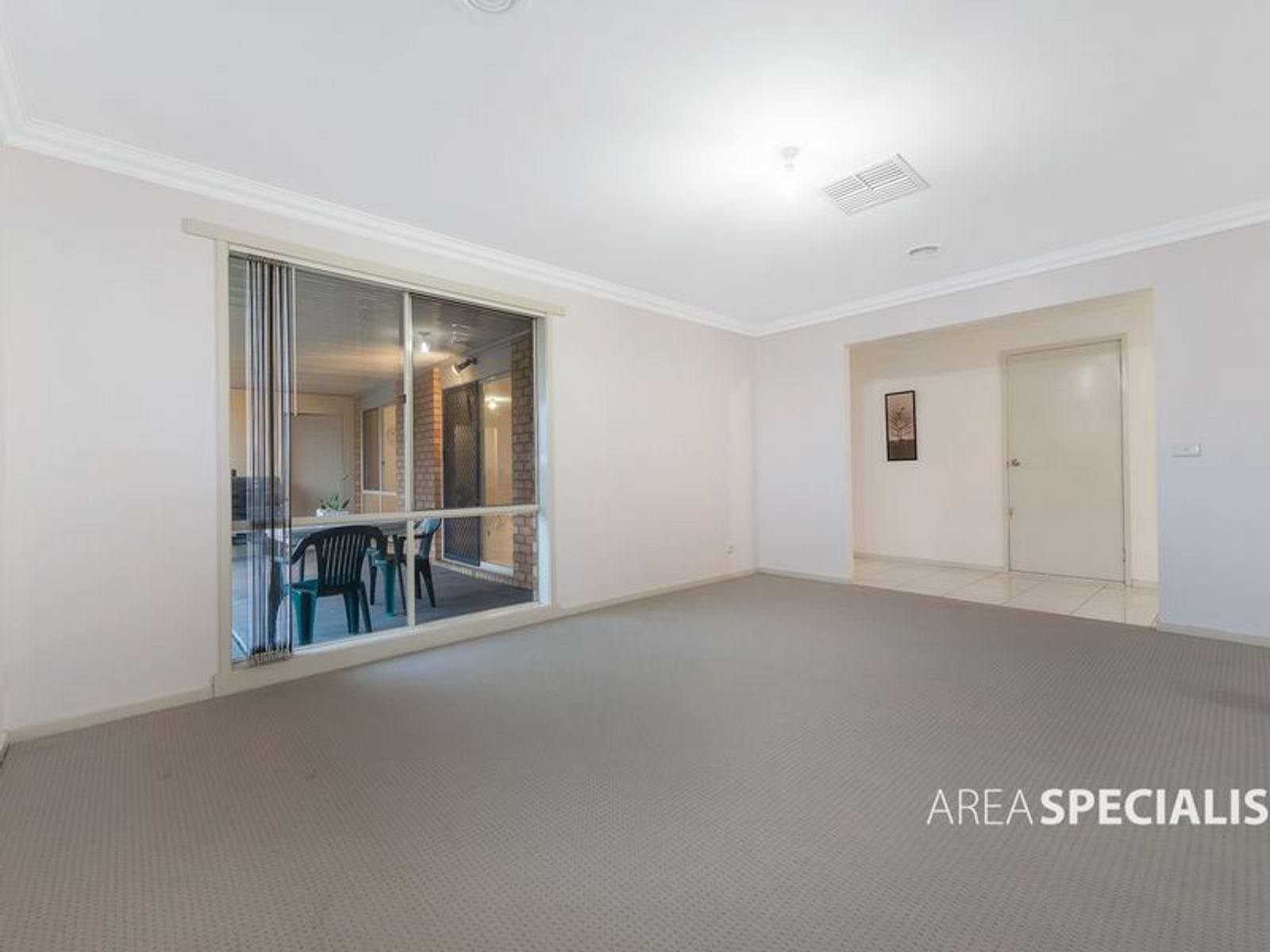 8 Tekarra Drive, Hampton Park, VIC 3976, Hampton Park - Thumbnail 5