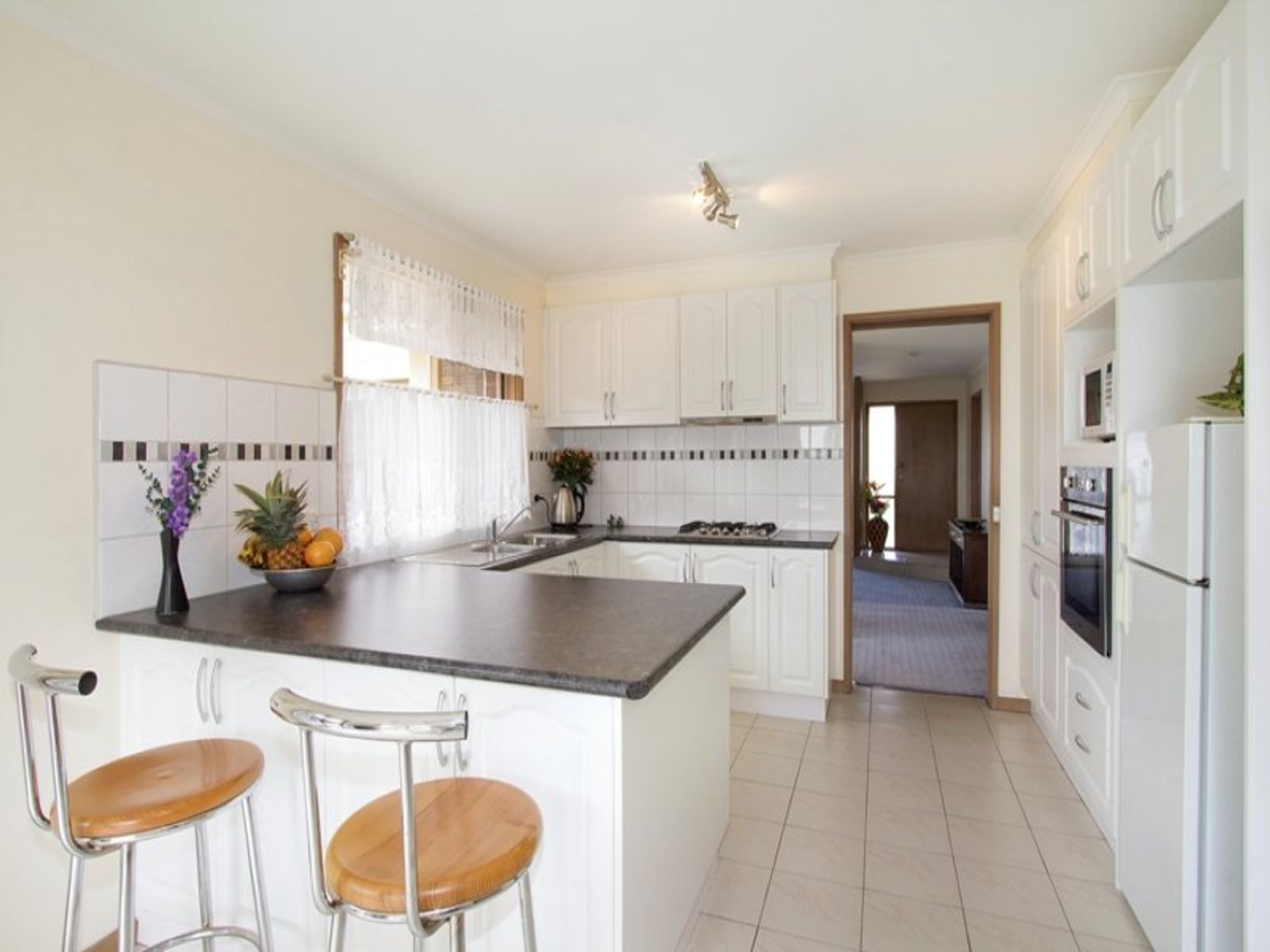32 Sutherland Avenue, Aspendale Gardens, VIC 3195, Aspendale Gardens - Thumbnail 3