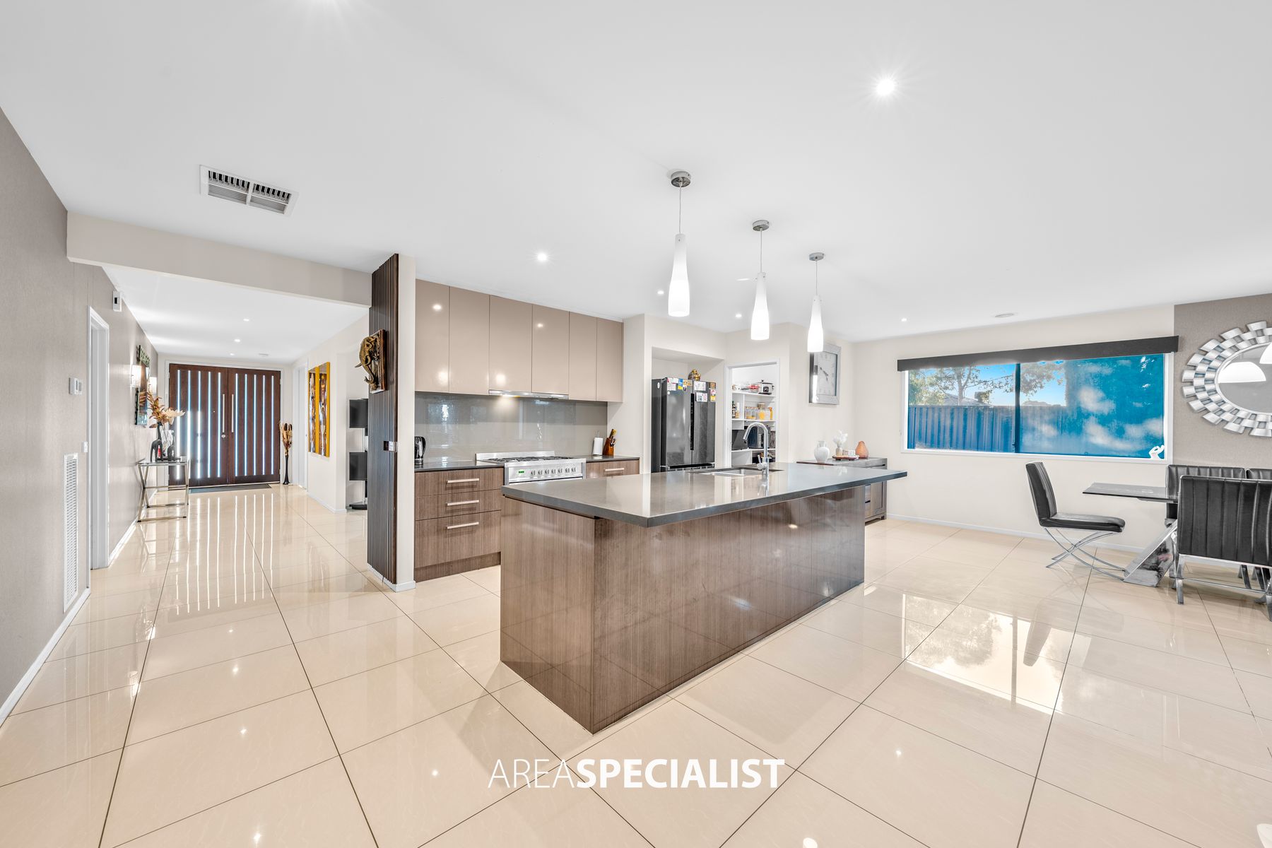 1 Lanthorn Crescent, Cranbourne East, Cranbourne East - Thumbnail 7