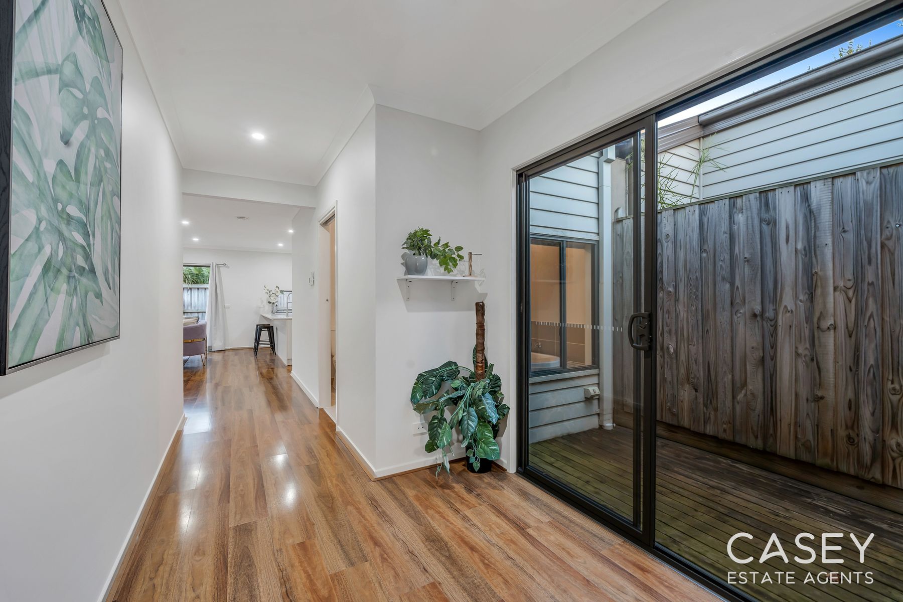 27 Eminence Drive, Cranbourne West - Thumbnail 8