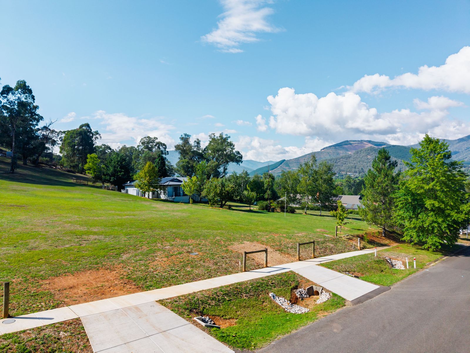 30 Mount Porepunkah Road, Bright VIC 3741, Bright - Thumbnail 4