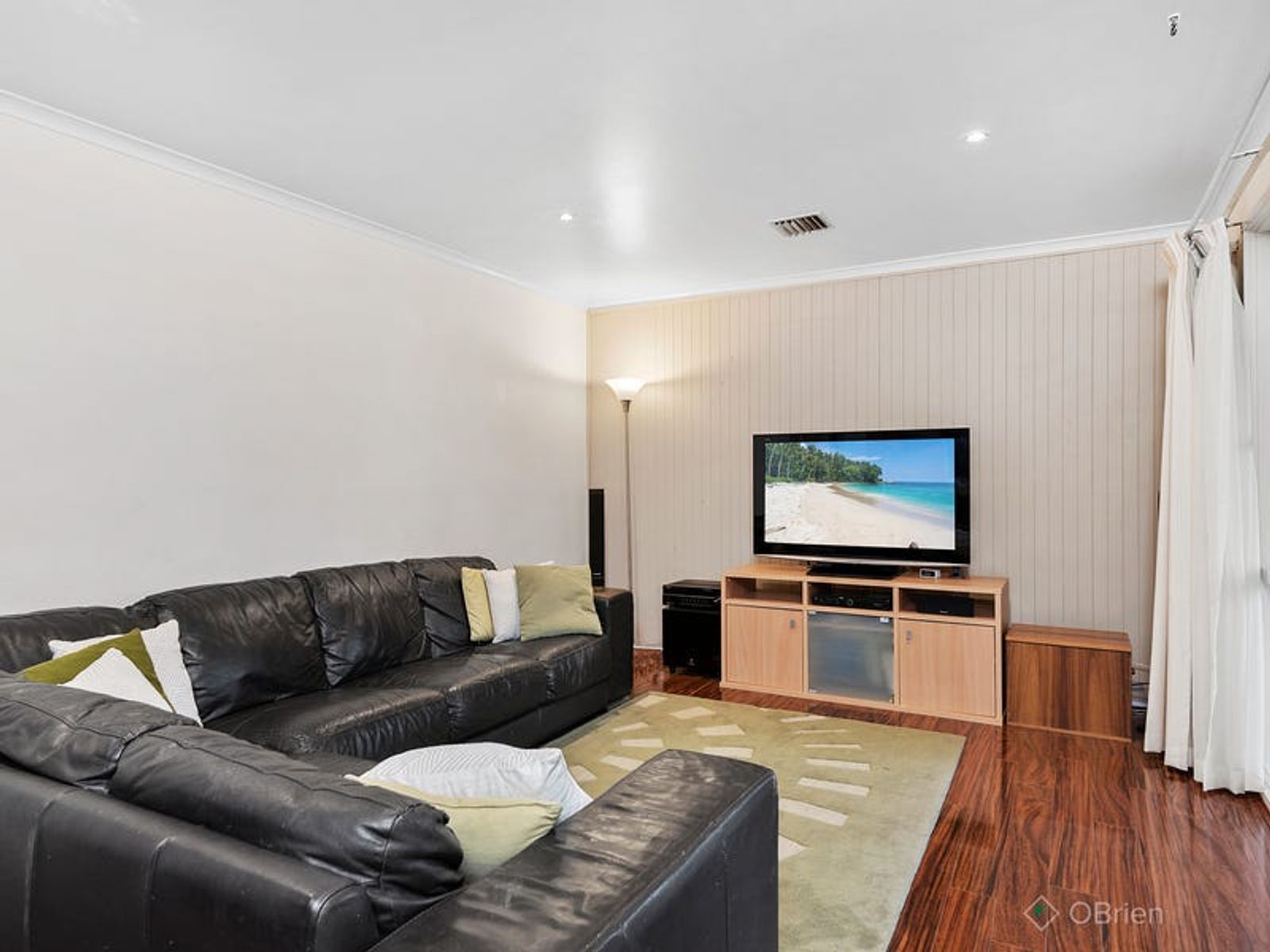 9 Bedford Court, Endeavour Hills, VIC 3802, Endeavour Hills - Thumbnail 2