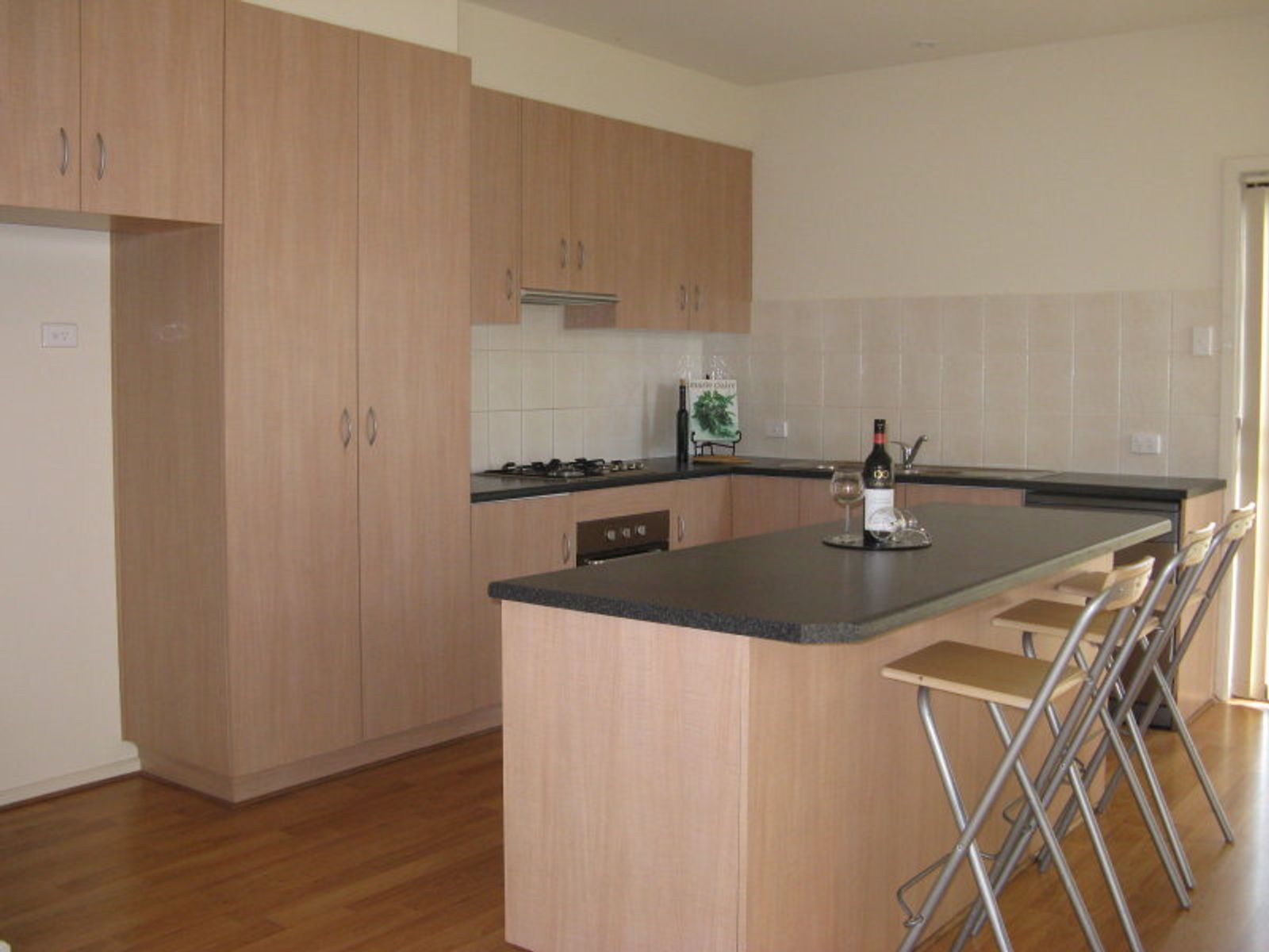7/8, Mawson Lakes - Thumbnail 8