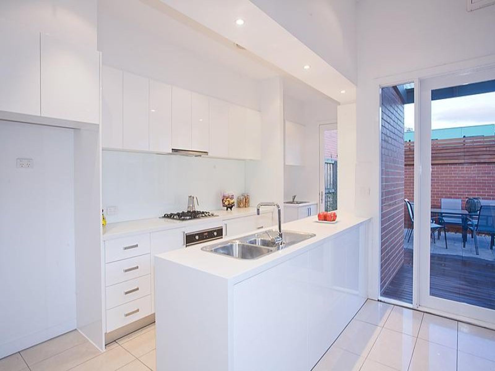 250 Barkly Street, Brunswick - Thumbnail 2