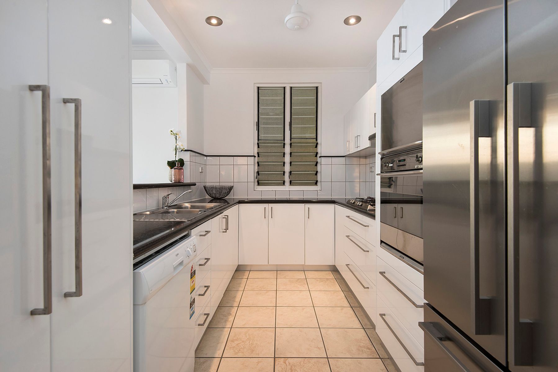 2/27 Paspaley  Place, Cullen Bay NT 0820, Cullen Bay - Thumbnail 7