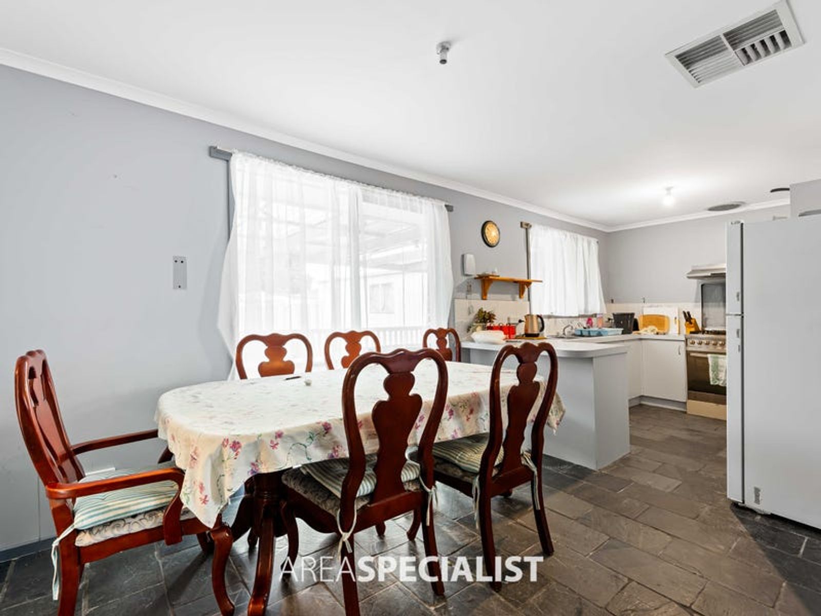 27 Lesley Drive, Hampton Park, VIC 3976, Hampton Park - Thumbnail 6