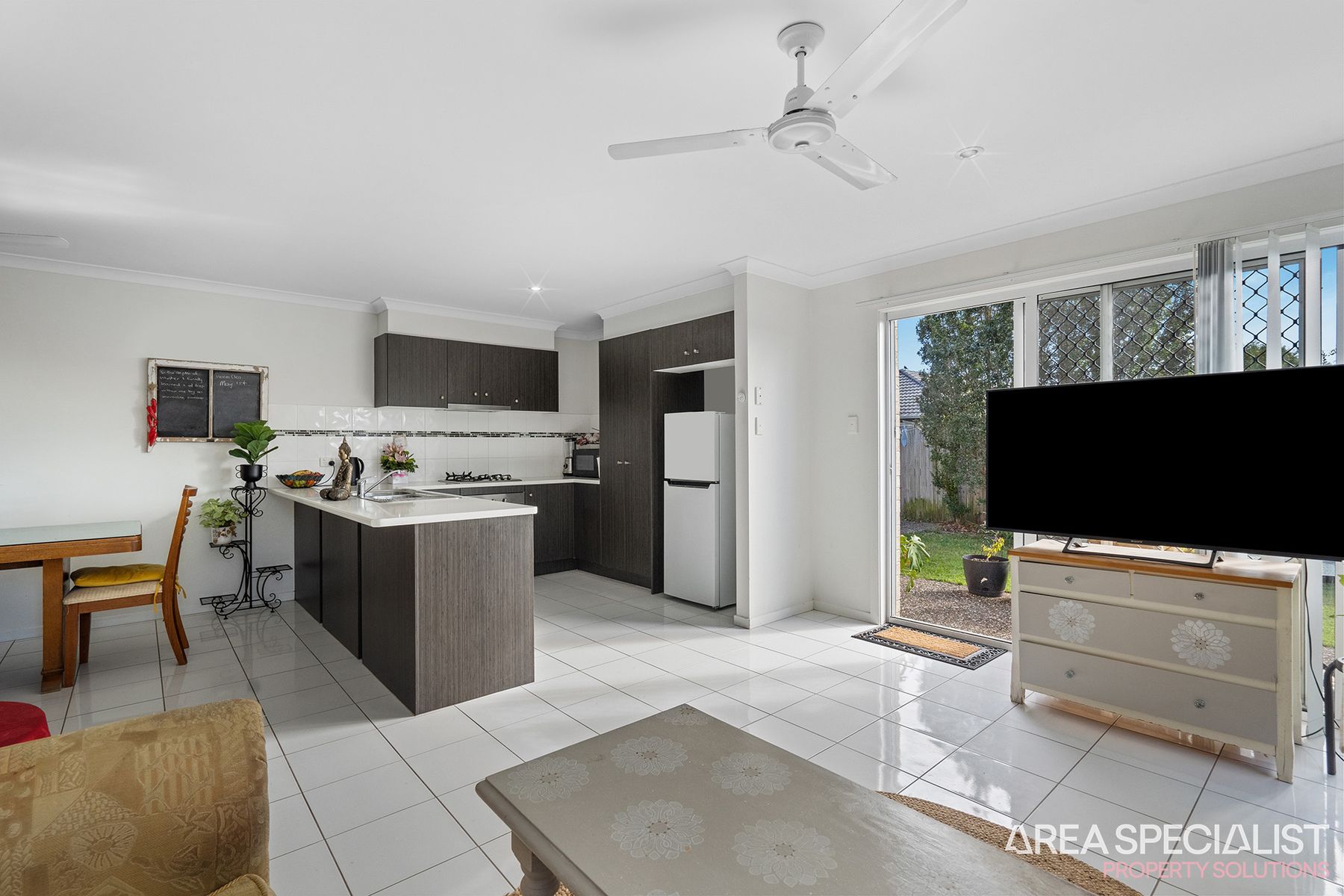 9B Oakvale Avenue, Holmview, QLD 4207, Holmview - Thumbnail 6