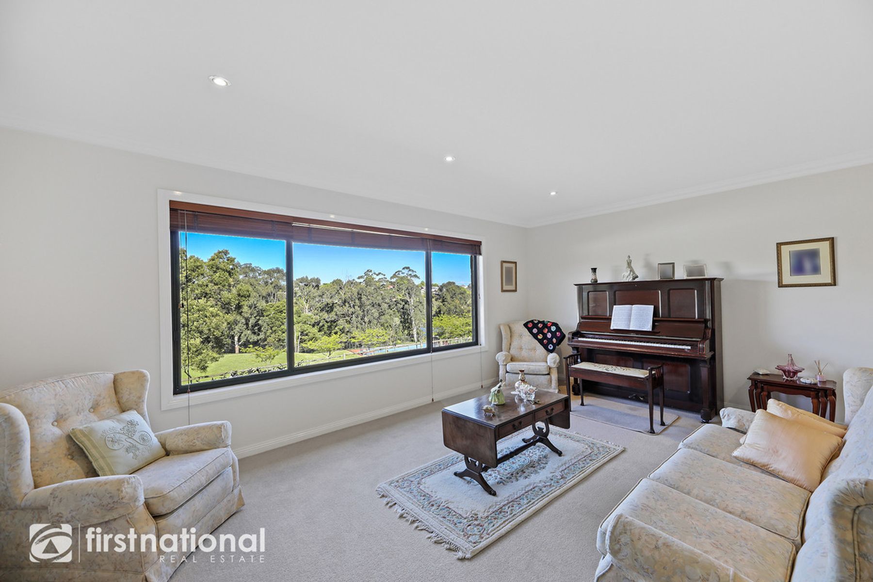 19 Myrtle Crescent, Warragul, VIC 3820, Warragul - Thumbnail 3