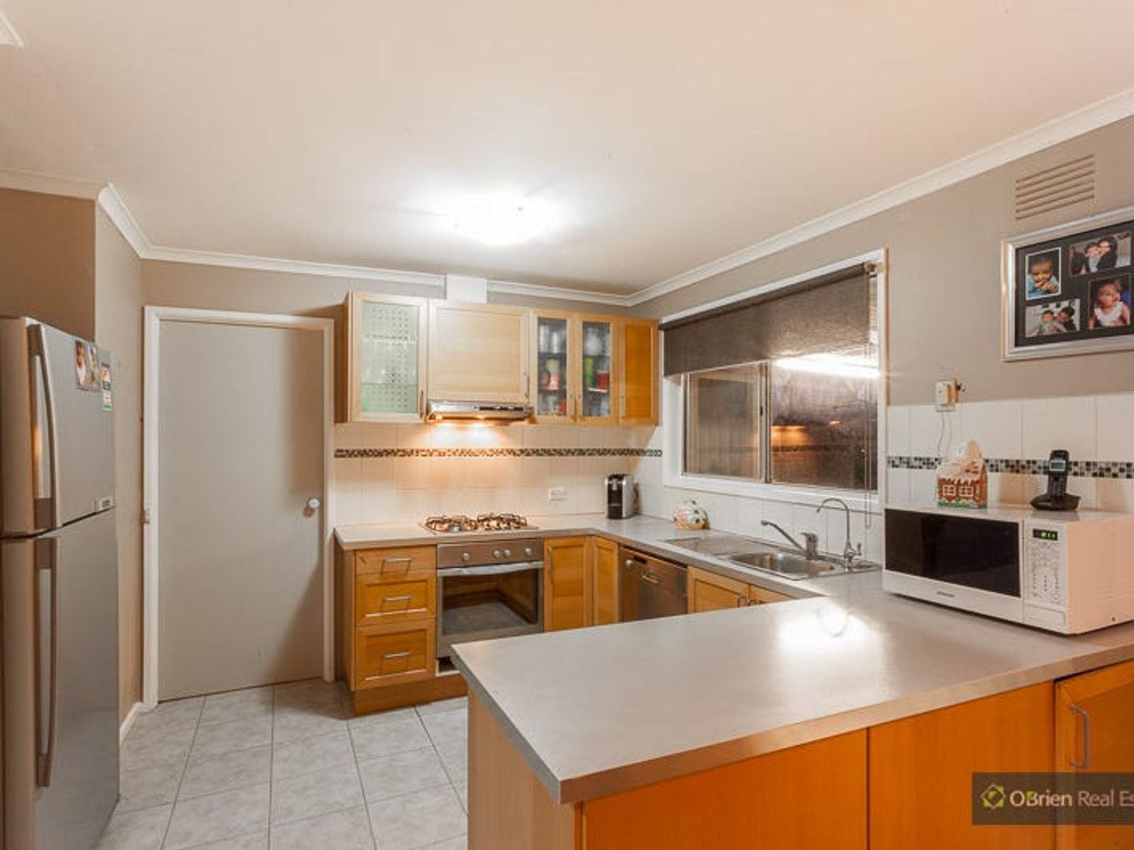 9 Cristata Avenue, Endeavour Hills, VIC 3802, Endeavour Hills - Thumbnail 4