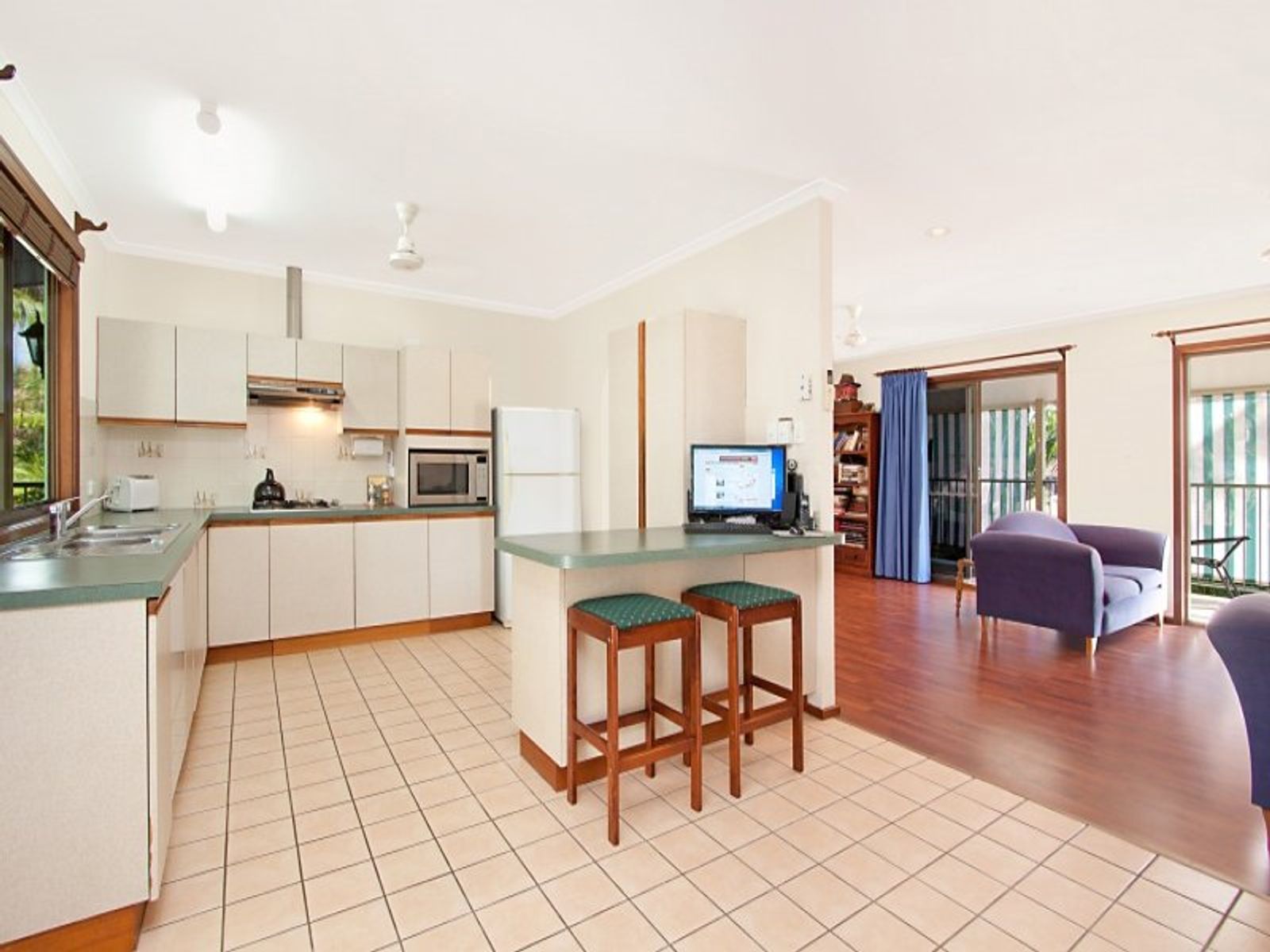 4 Castlereagh Drive, Leanyer NT 0812, Leanyer - Thumbnail 4