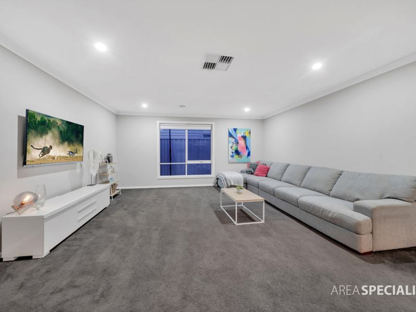 9 Glasson Way, Cranbourne West, VIC 3977, Cranbourne West - Thumbnail 2