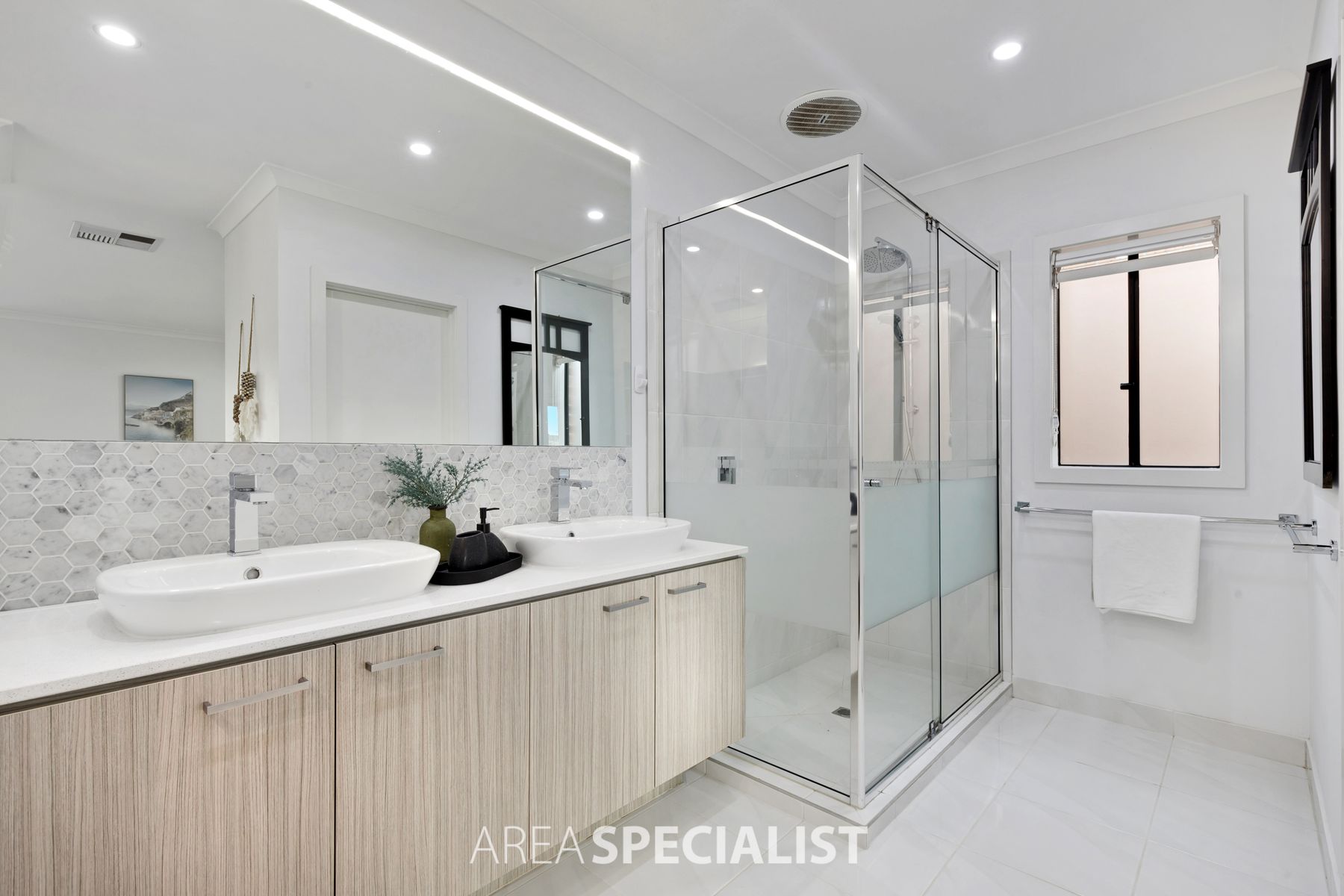53 Wynnstay Street, Clyde, VIC 3978, Clyde - Thumbnail 5