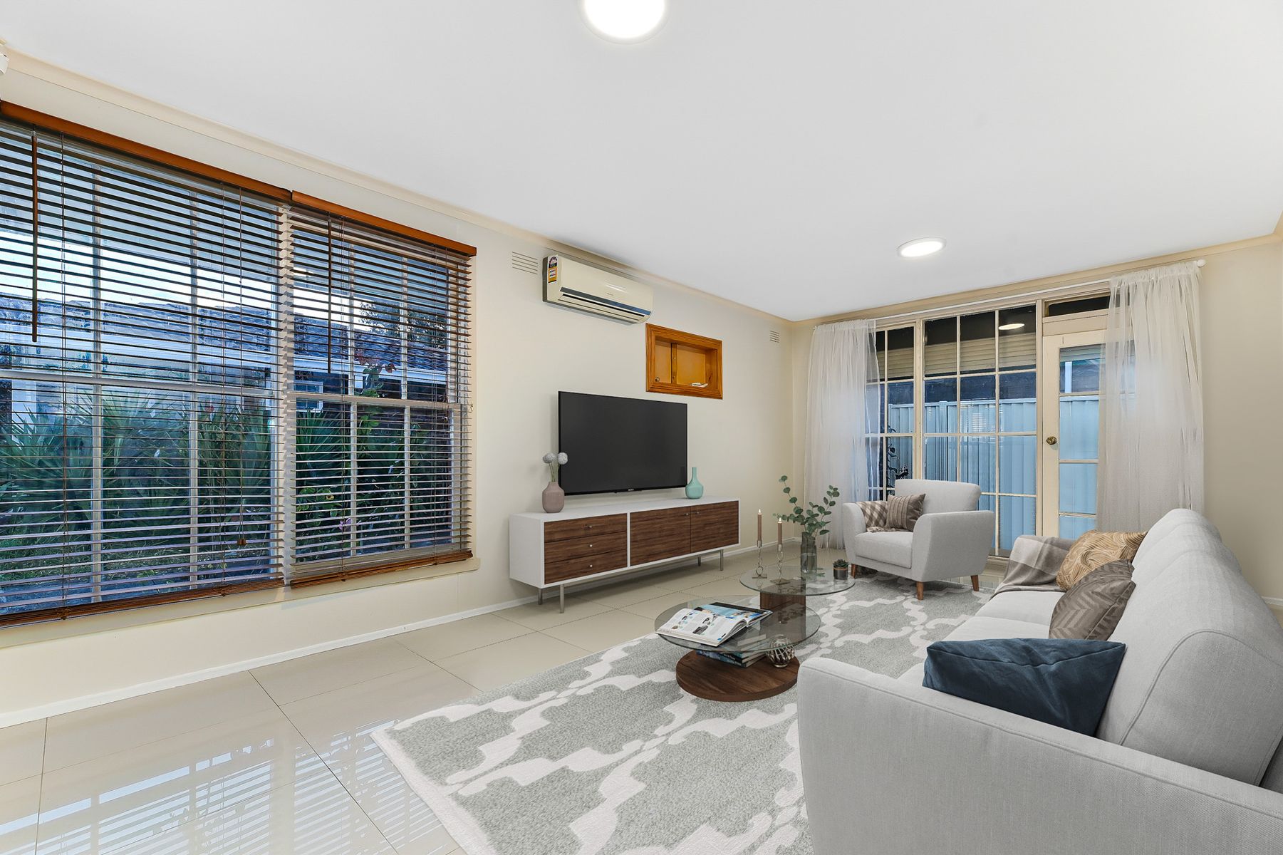 2/8, Noble Park - Thumbnail 3