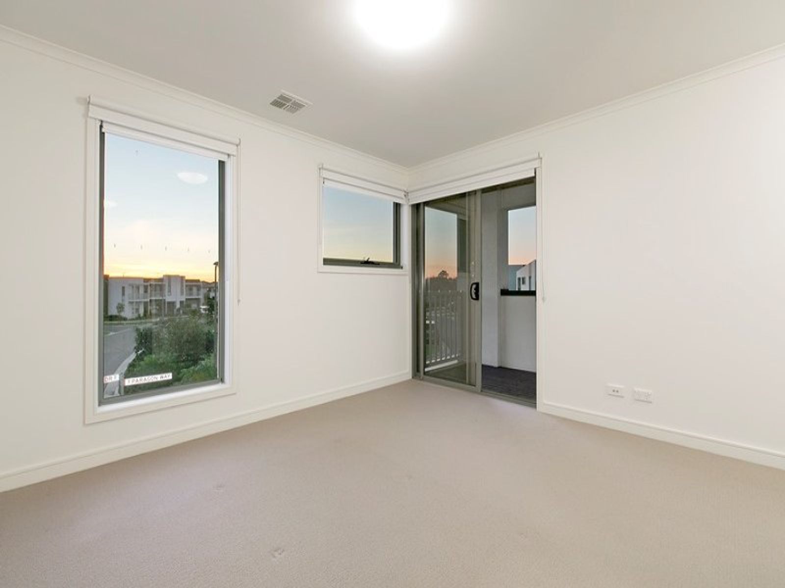 21 Paragon Way, Waterways, VIC 3195, Waterways - Thumbnail 8