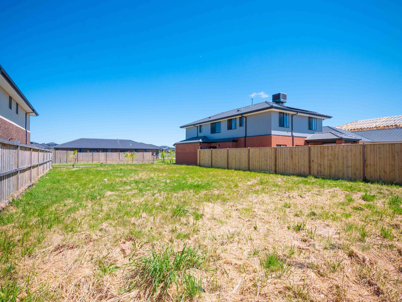 15 Jaylie Street, Clyde North, VIC 3978, Clyde North - Thumbnail 5