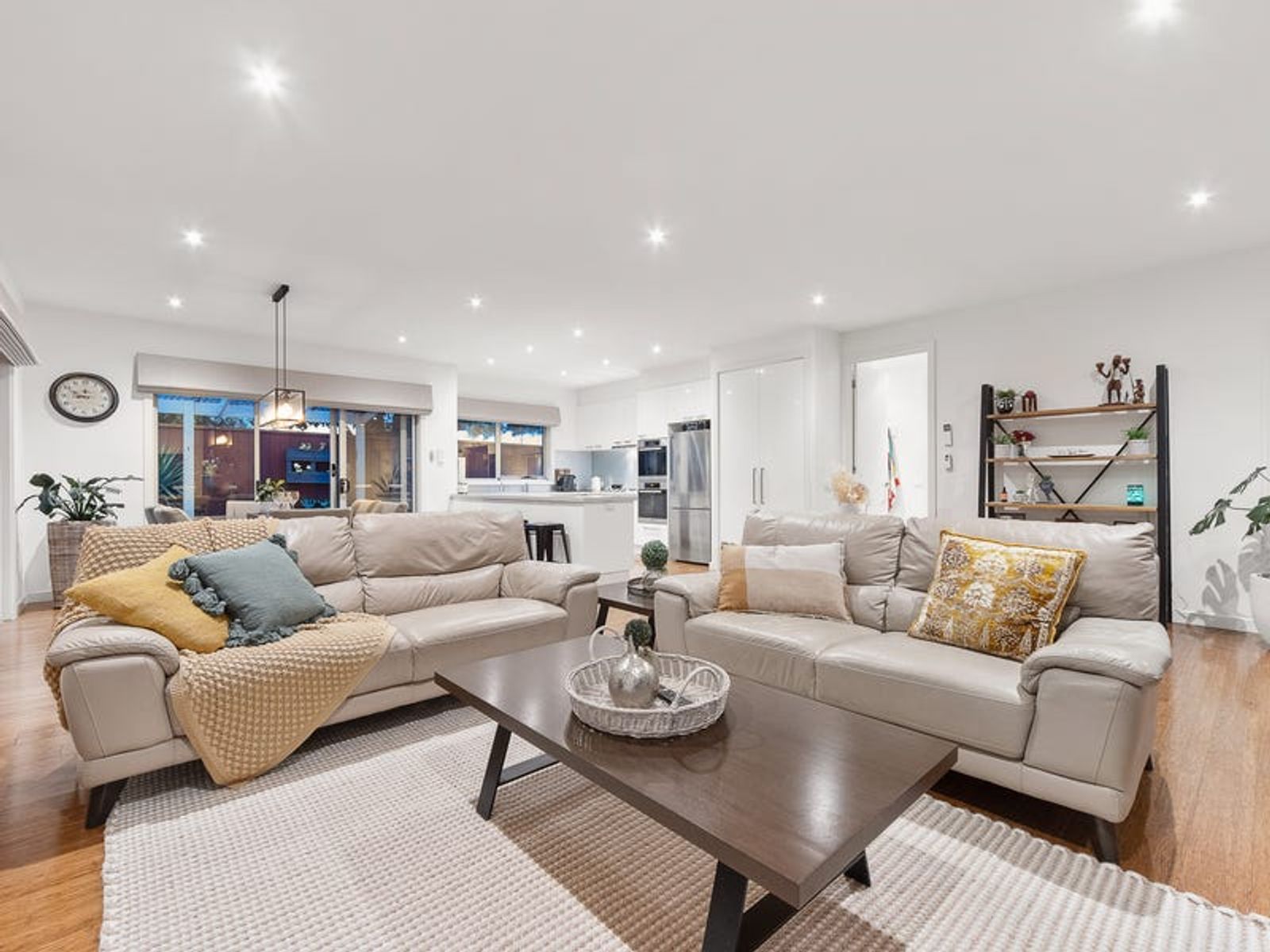 2/19 Turnbull Street, Mornington, VIC 3931, Mornington - Thumbnail 2