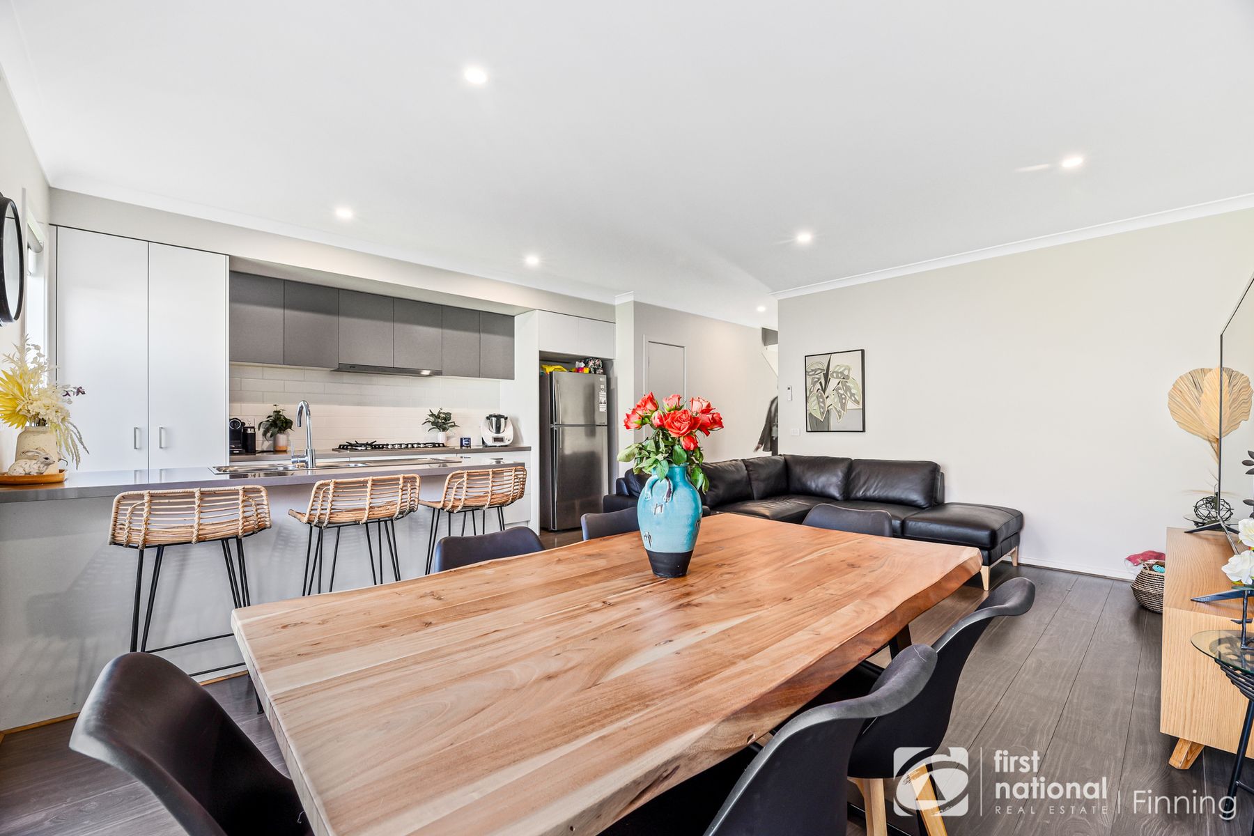 180 Carnival Boulevard, Berwick VIC 3806, Berwick - Thumbnail 7